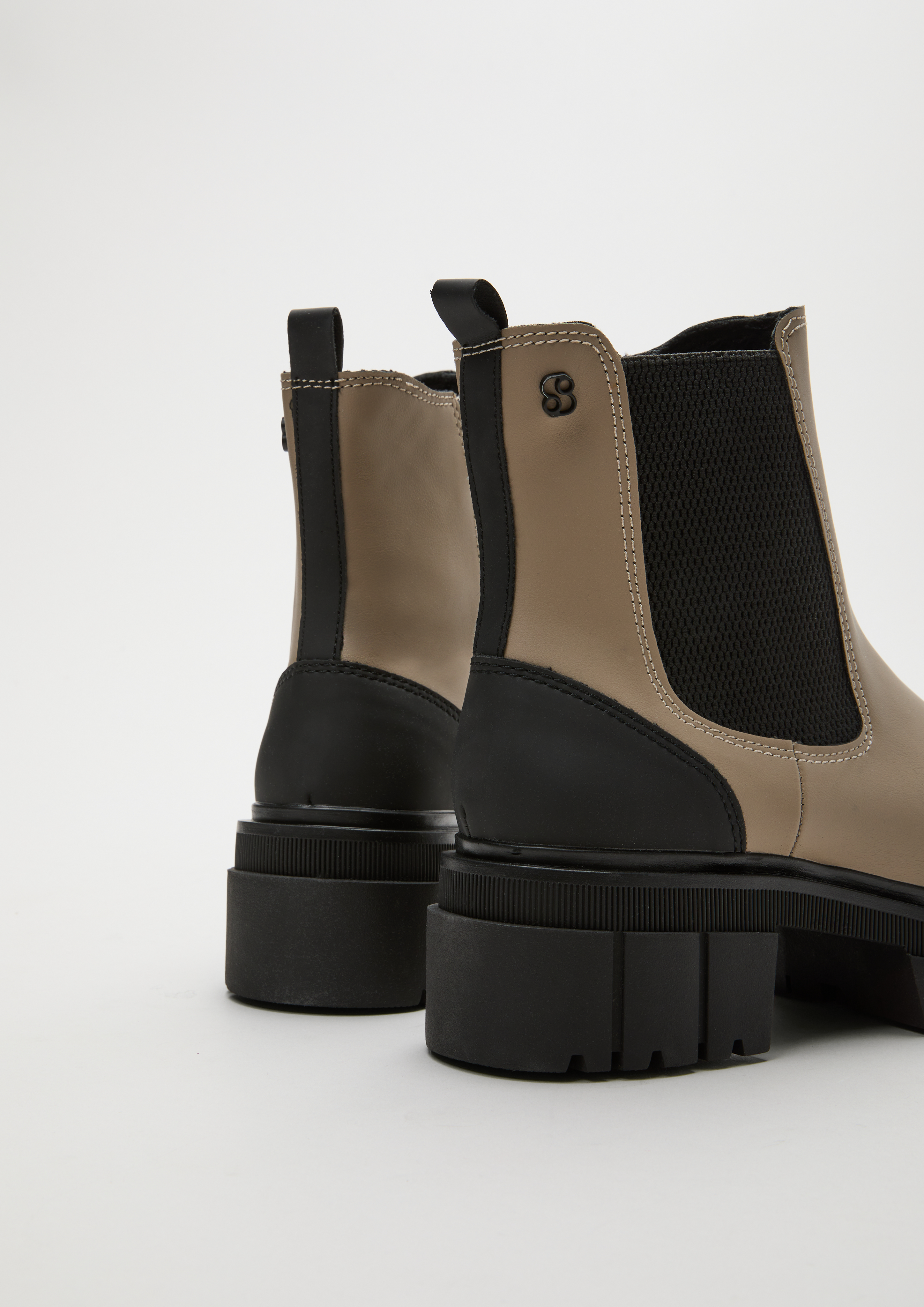 Stiefel in 341, 001, 701 & 109