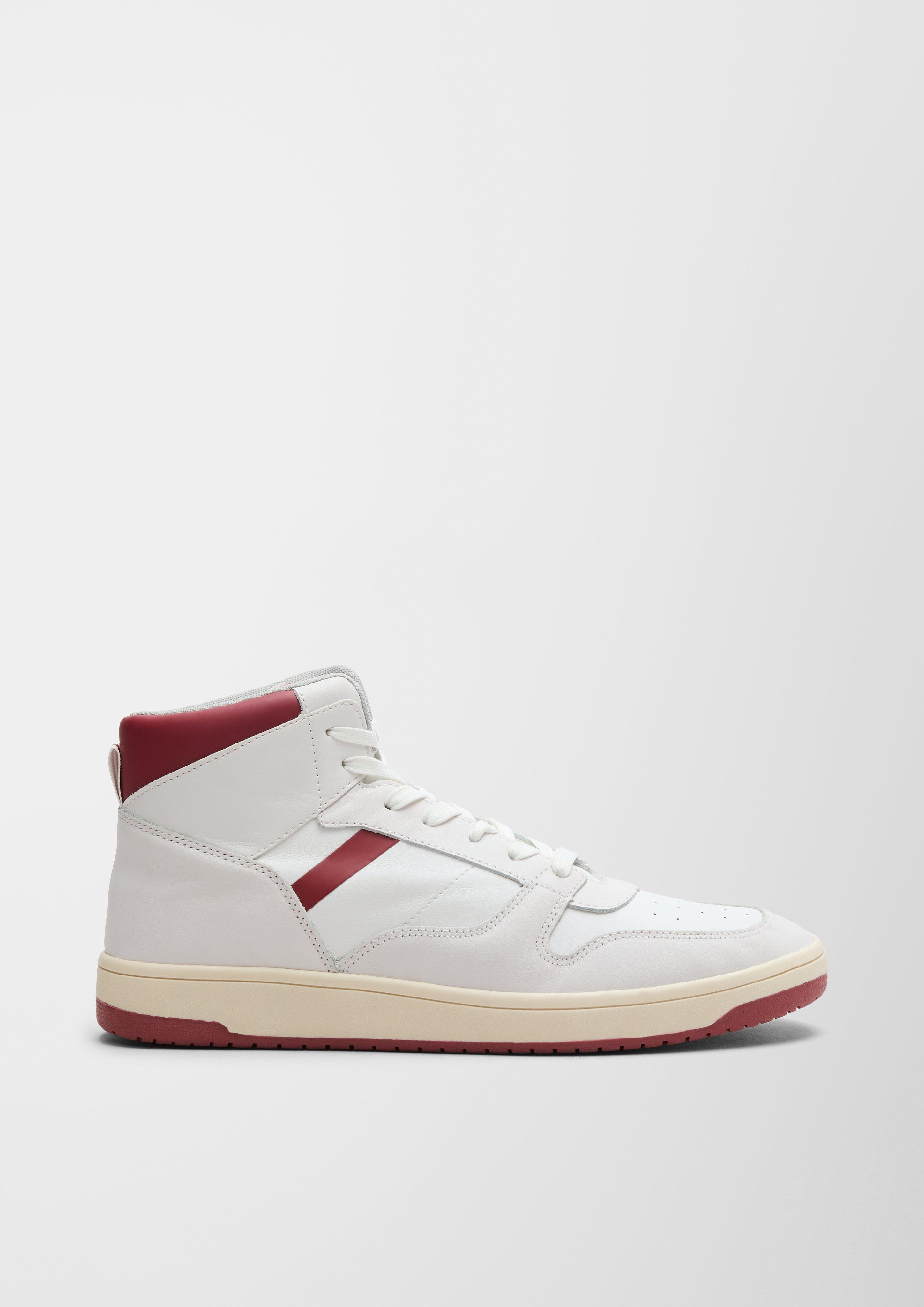 Tenisky in 110 & 211