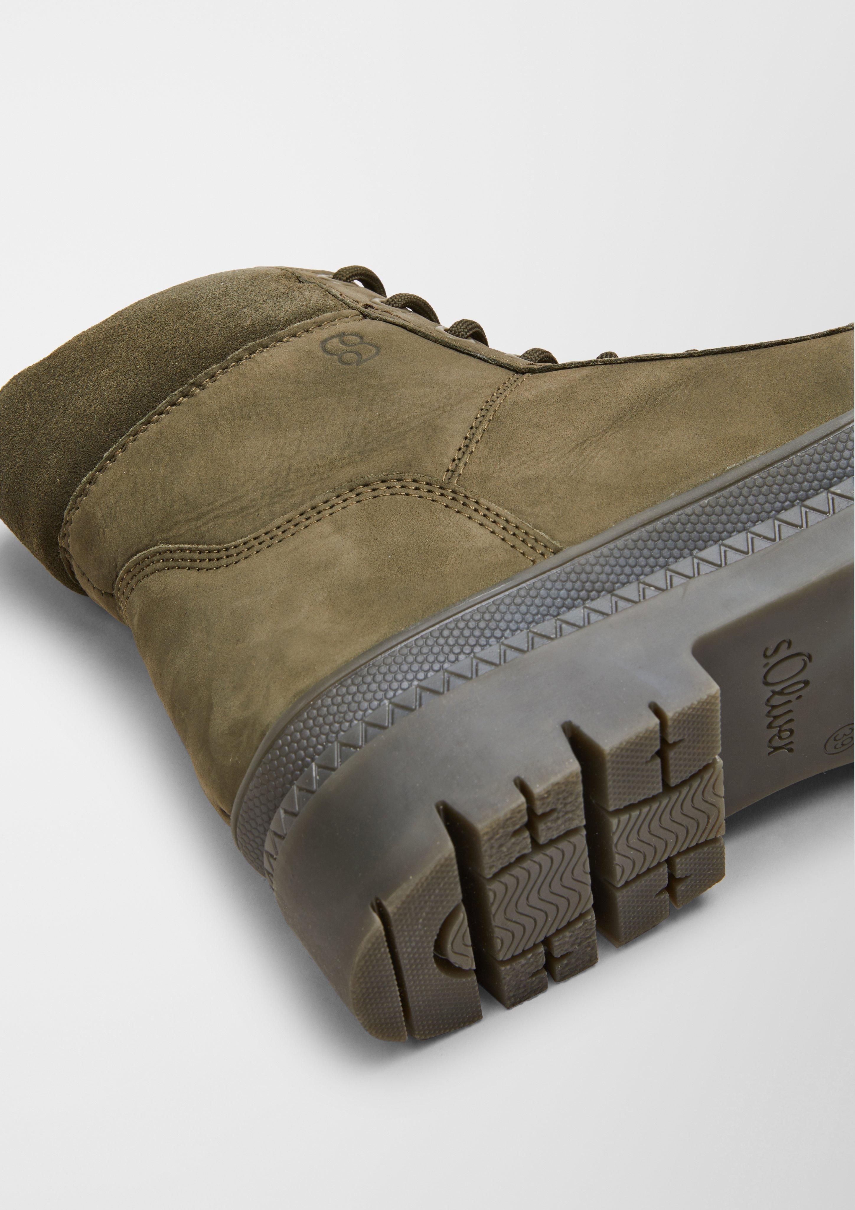 Gležnjarji z vezalkami in 701, 341 & 337