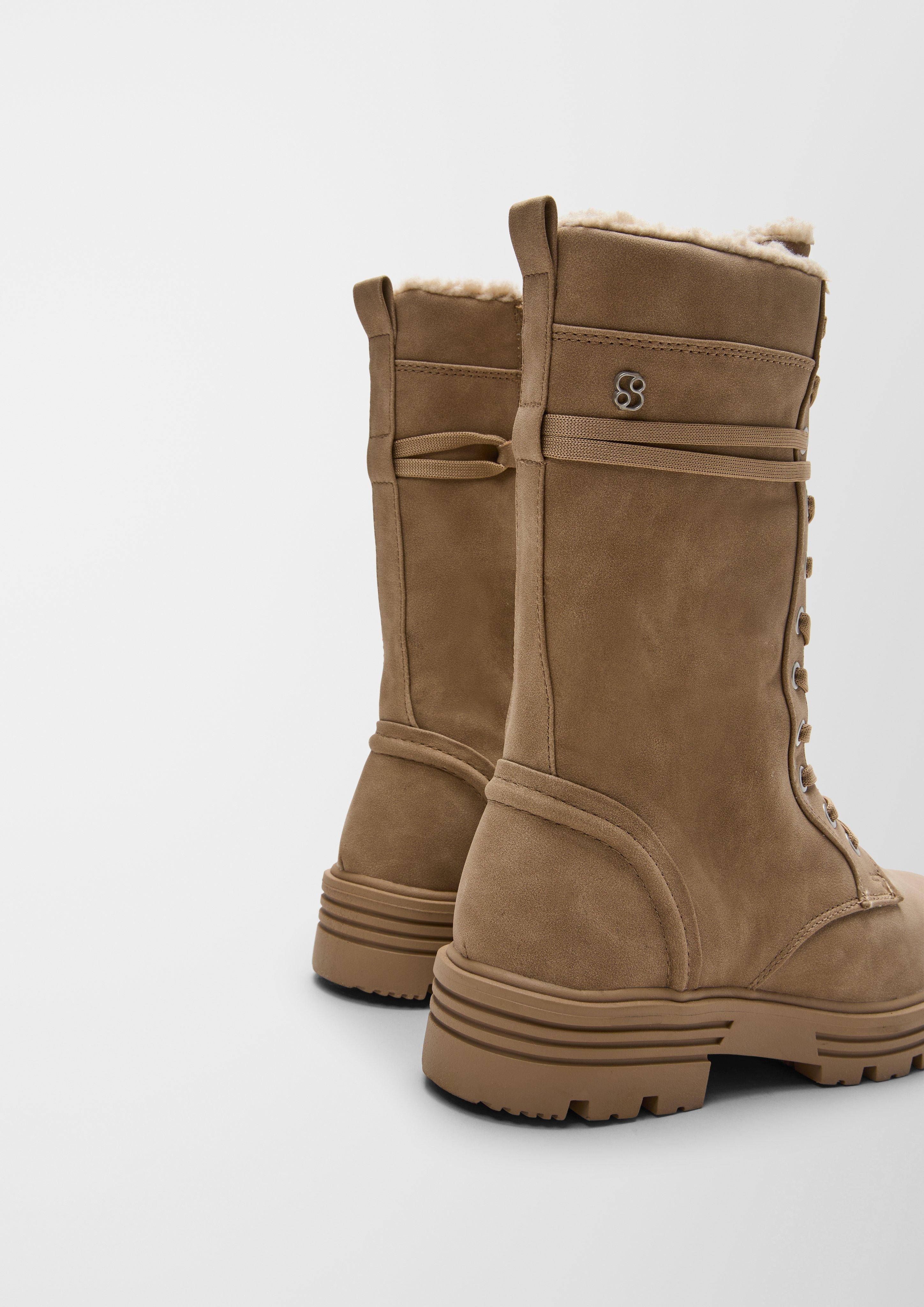 Stiefel in 440 & 001