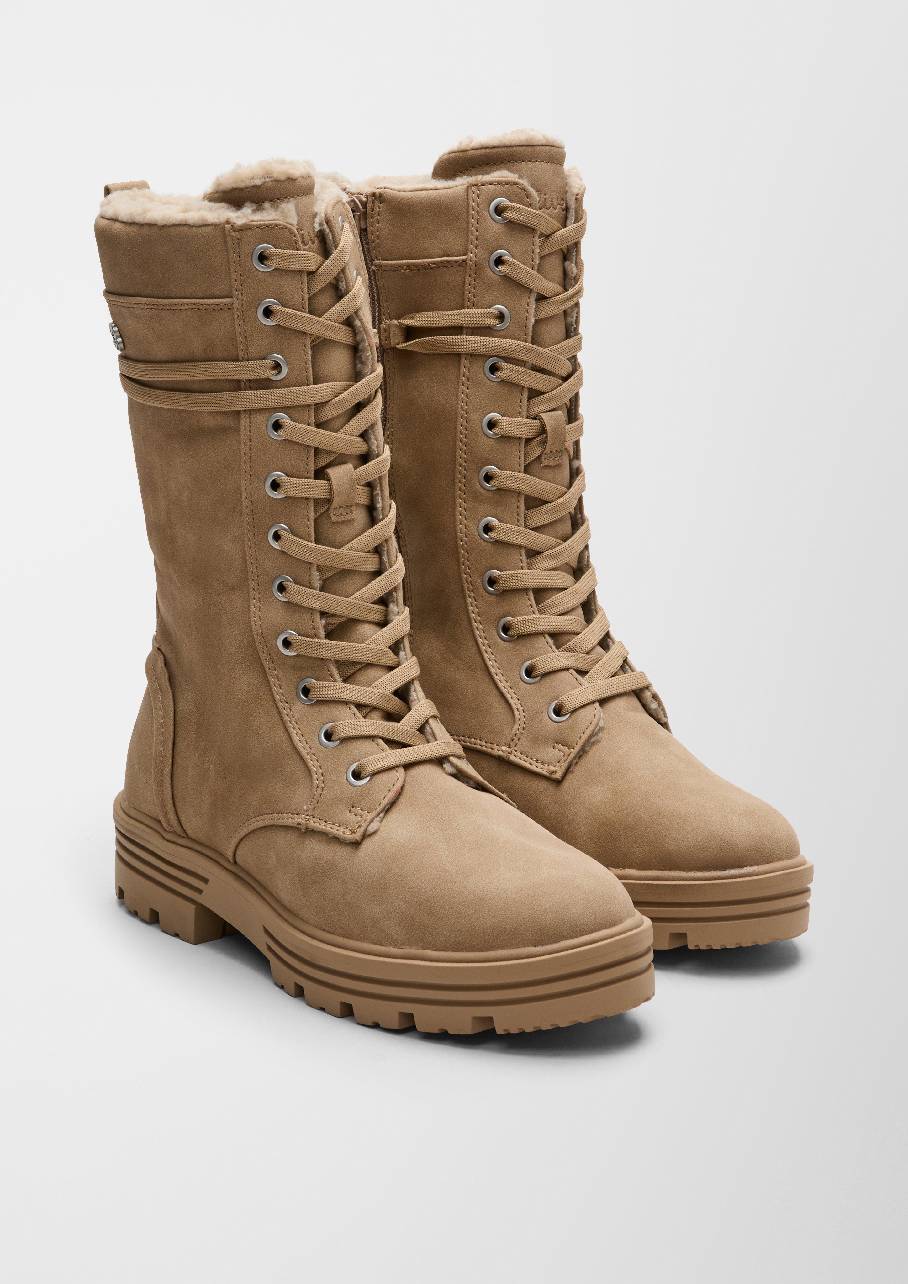 Stiefel in 440 & 001