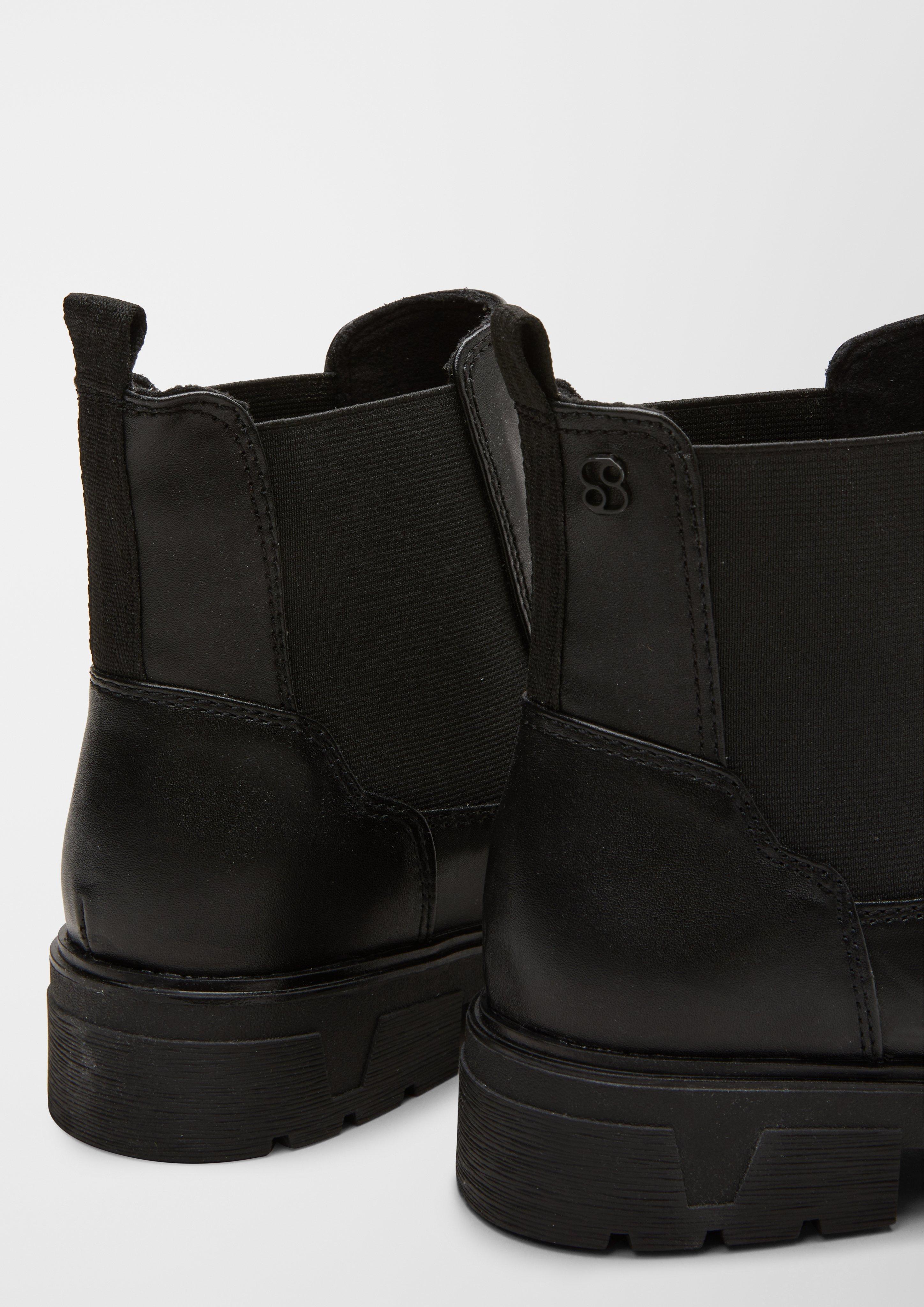 Laarzen in 001 & 466