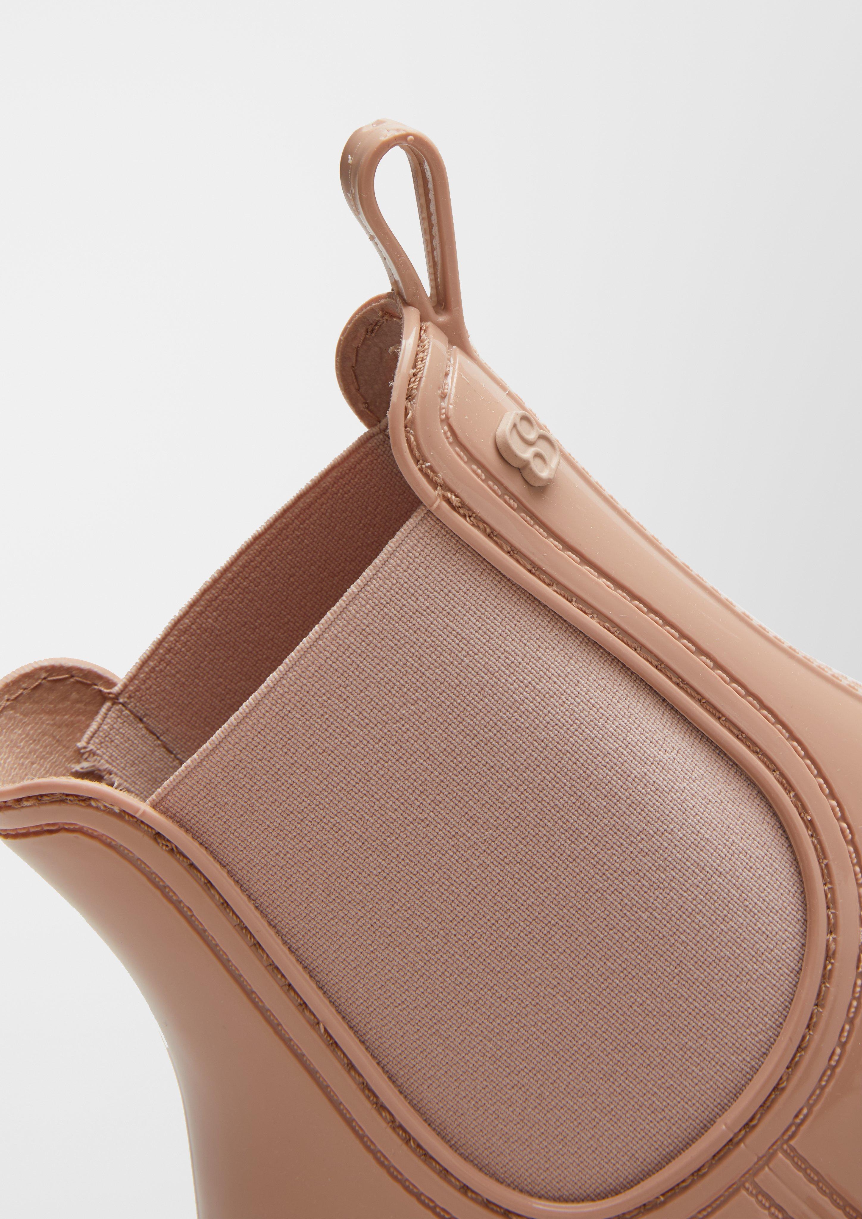 Škornji in 569, 069 & 469