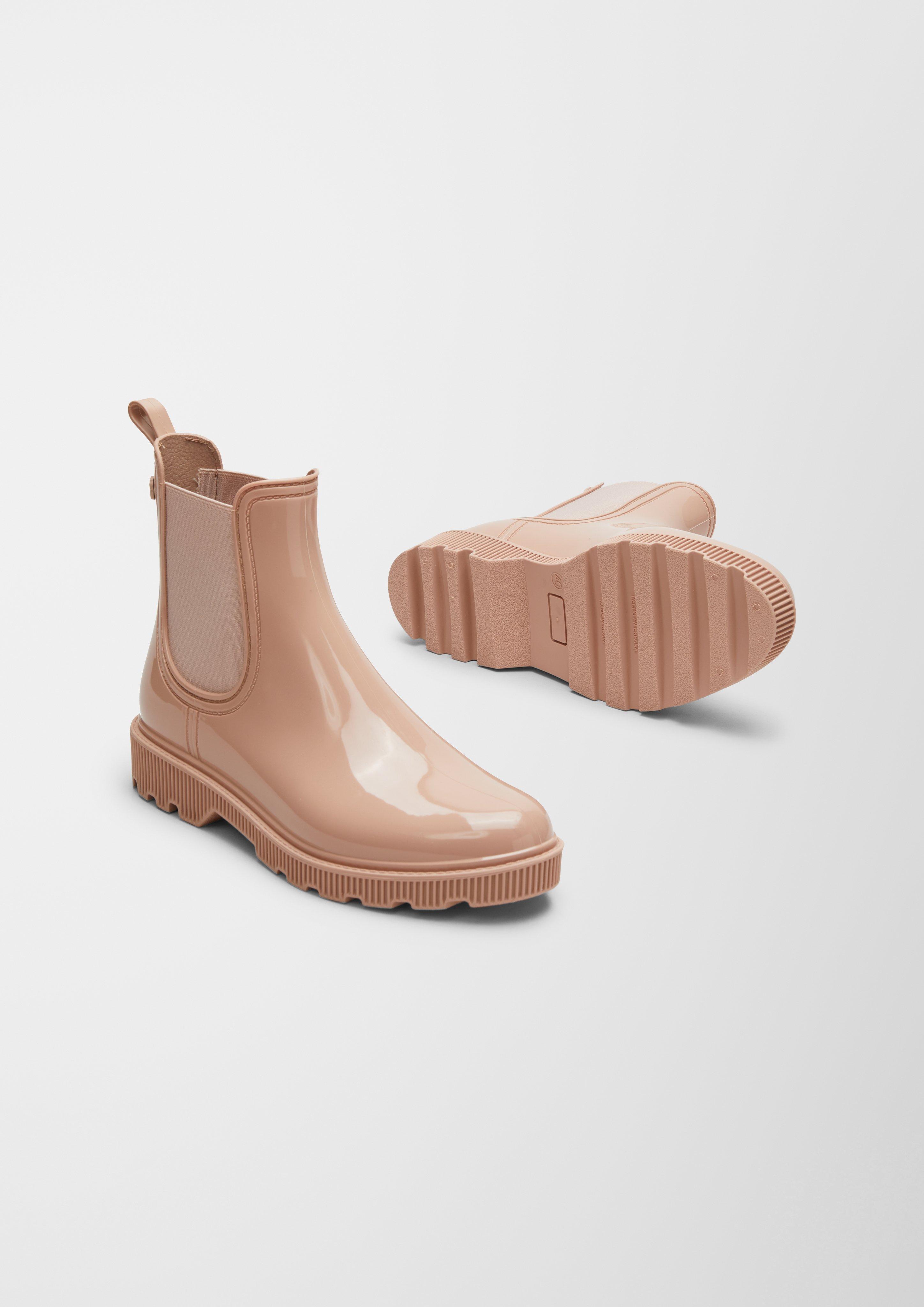 s.Oliver Stiefel in Lackleder-Optik