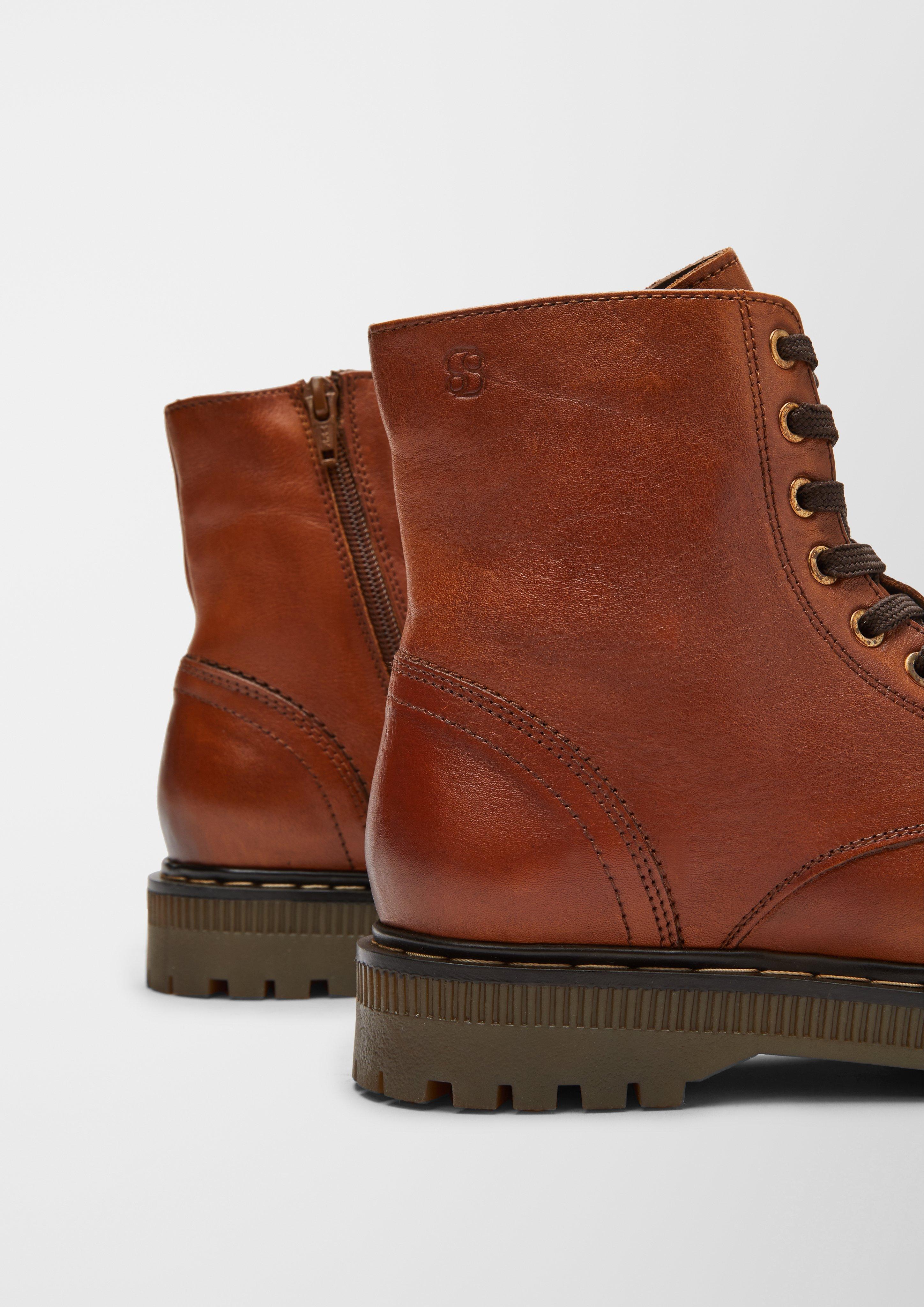 Stiefel in 305 & 001