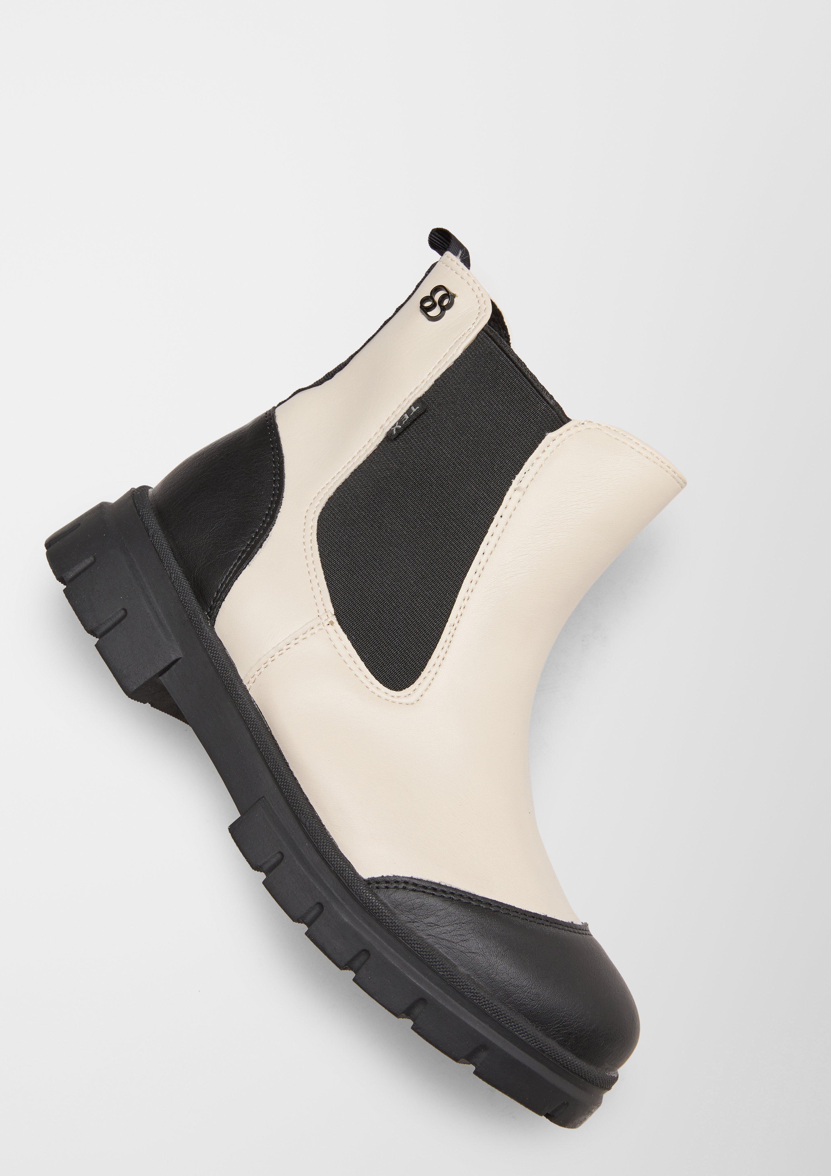 Čižmy in 341 & 701