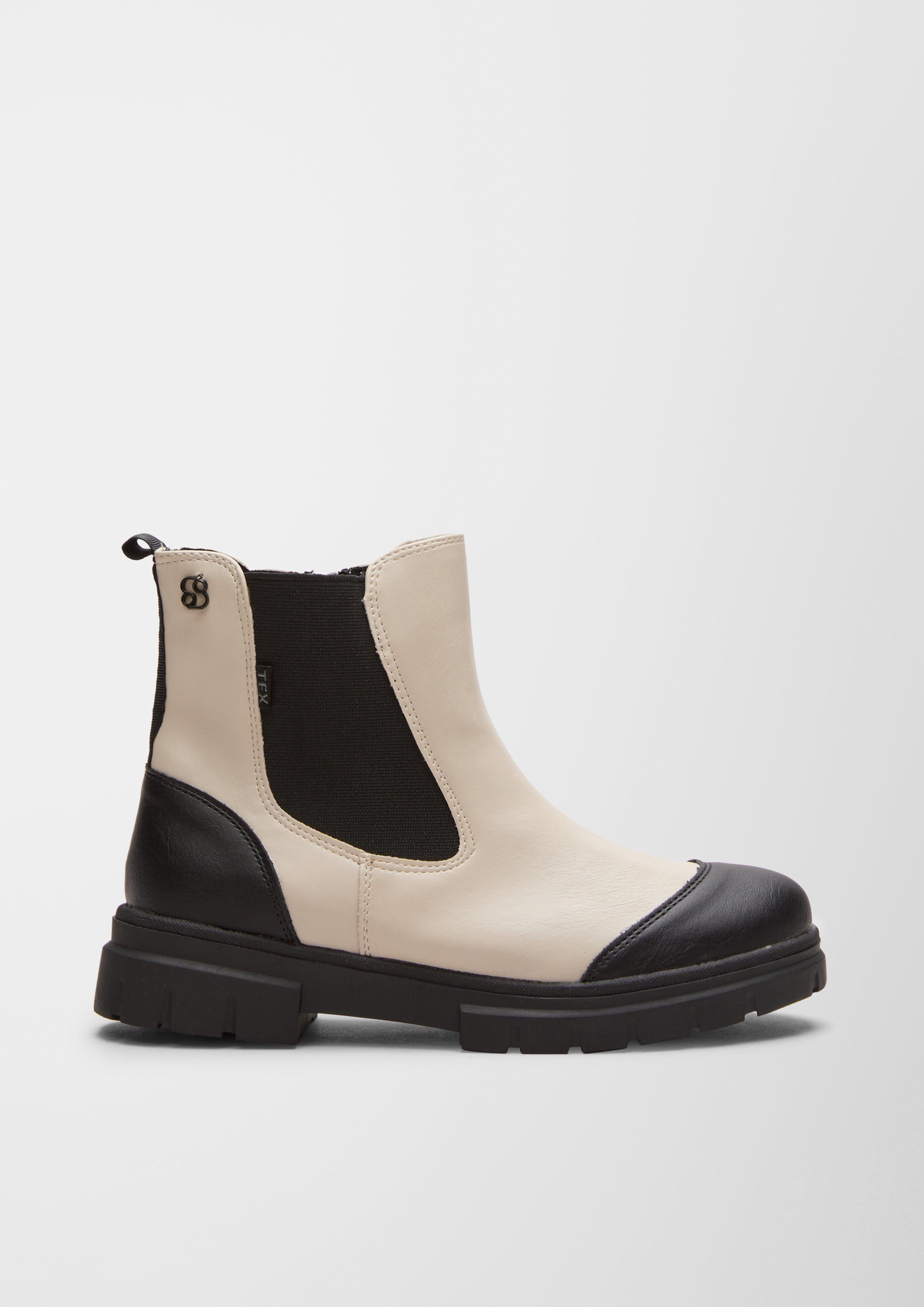 Čižmy in 341 & 701