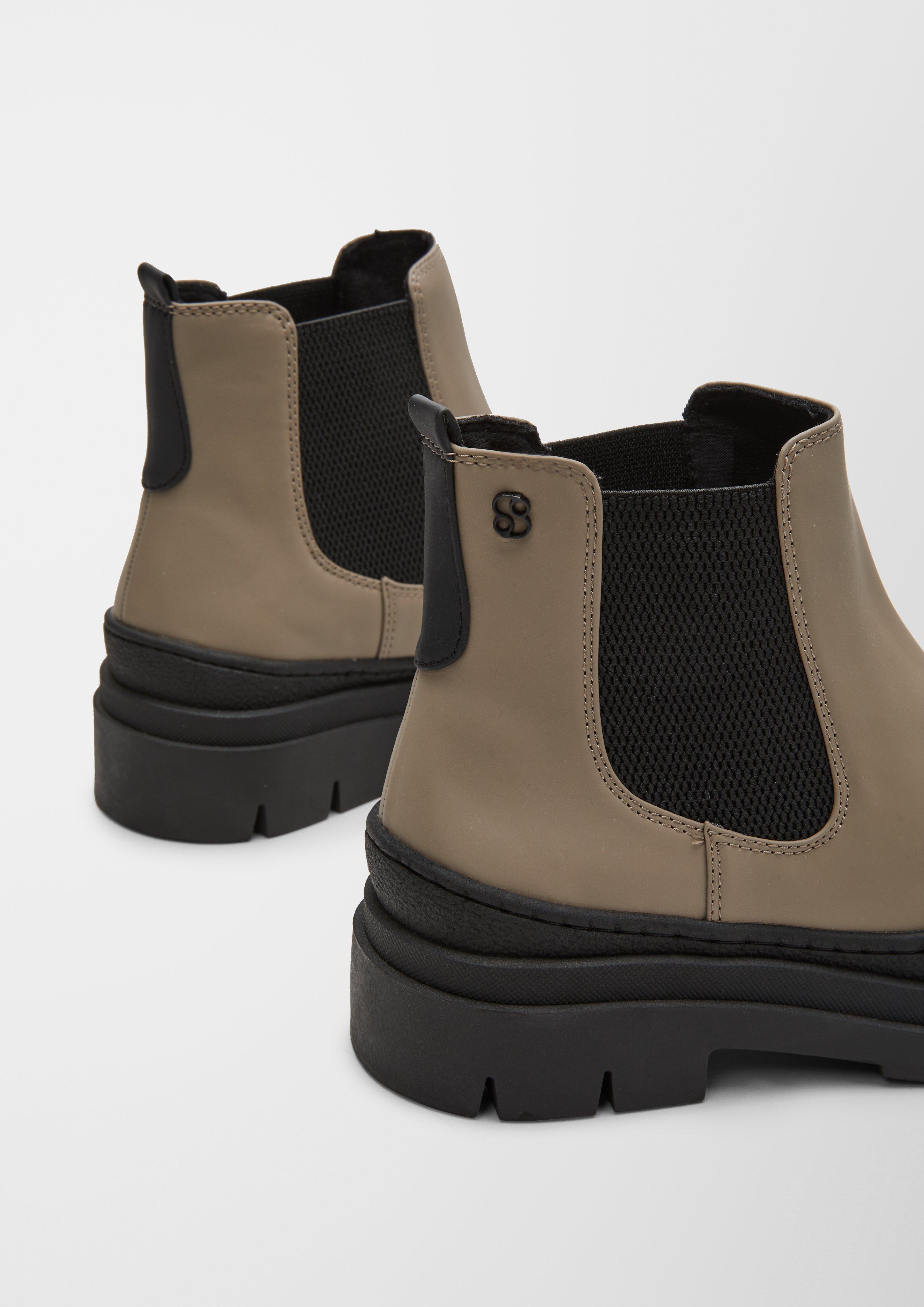 Laarzen in 341, 701, 001 & 109