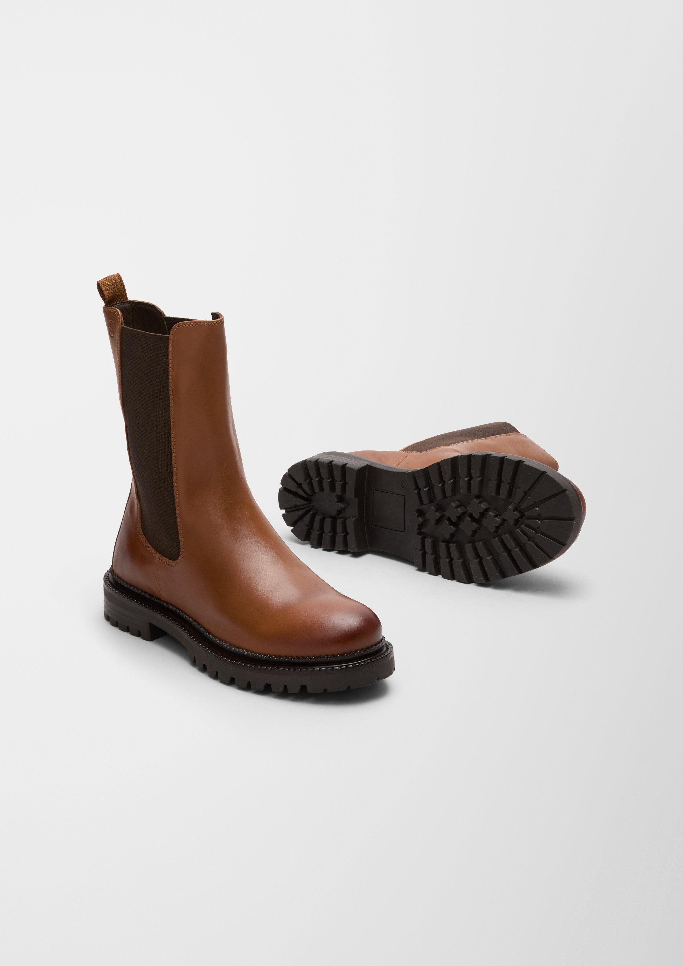 Stiefel in 305 & 001