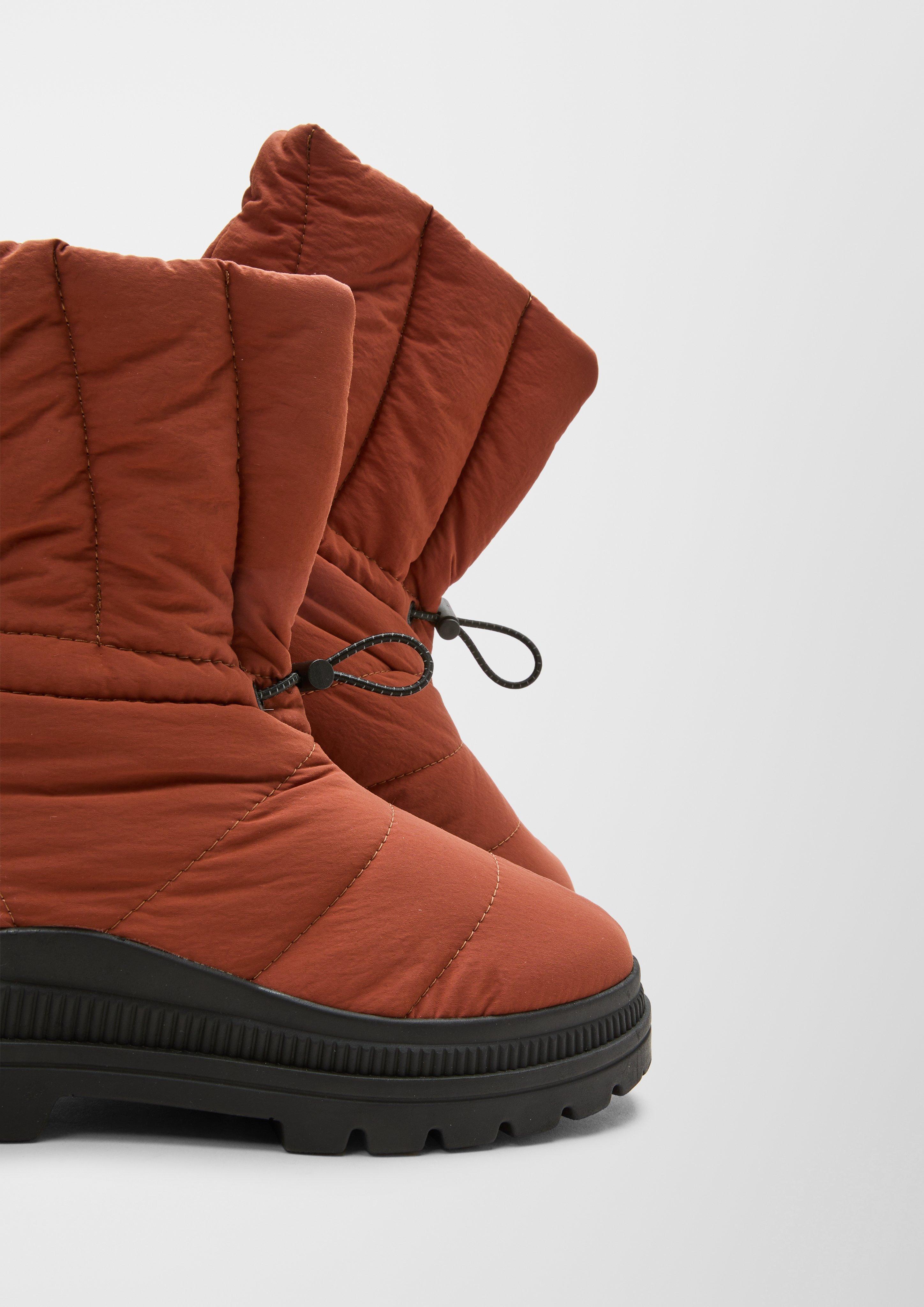 Škornji in 558, 712 & 001