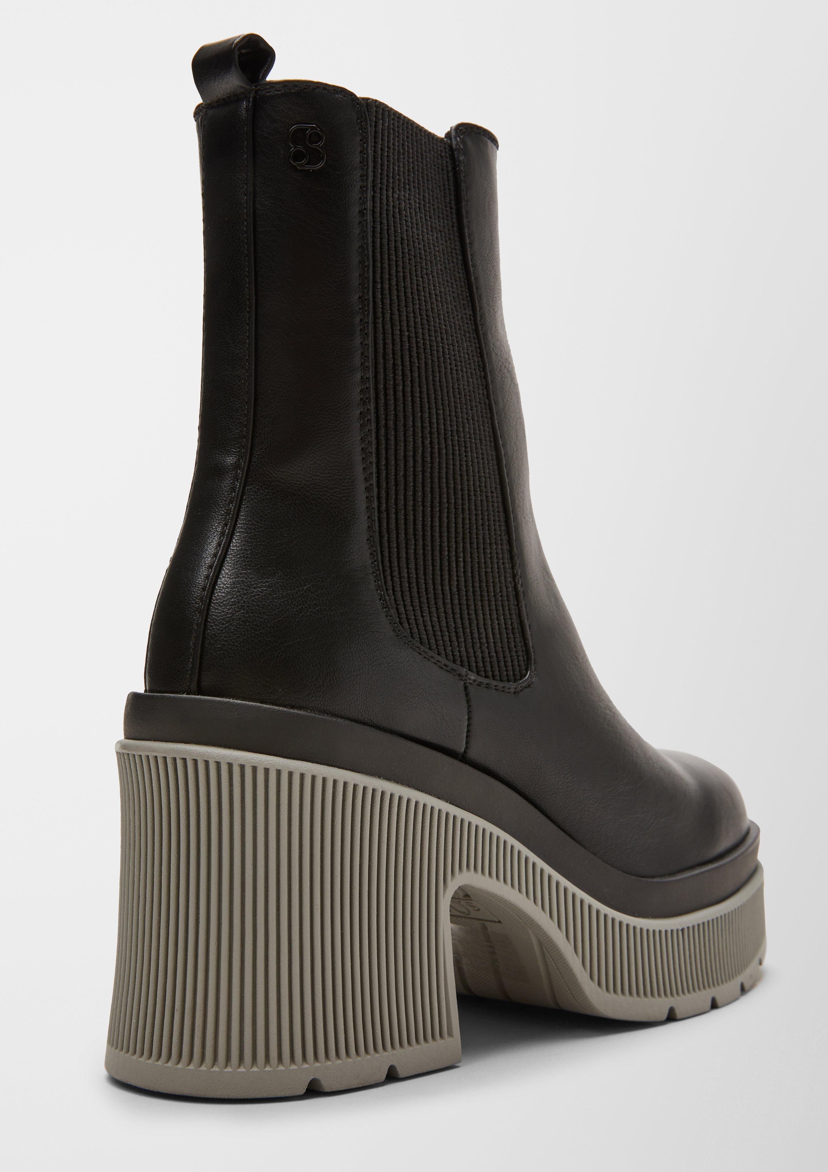 Stiefelette in 021 & 071