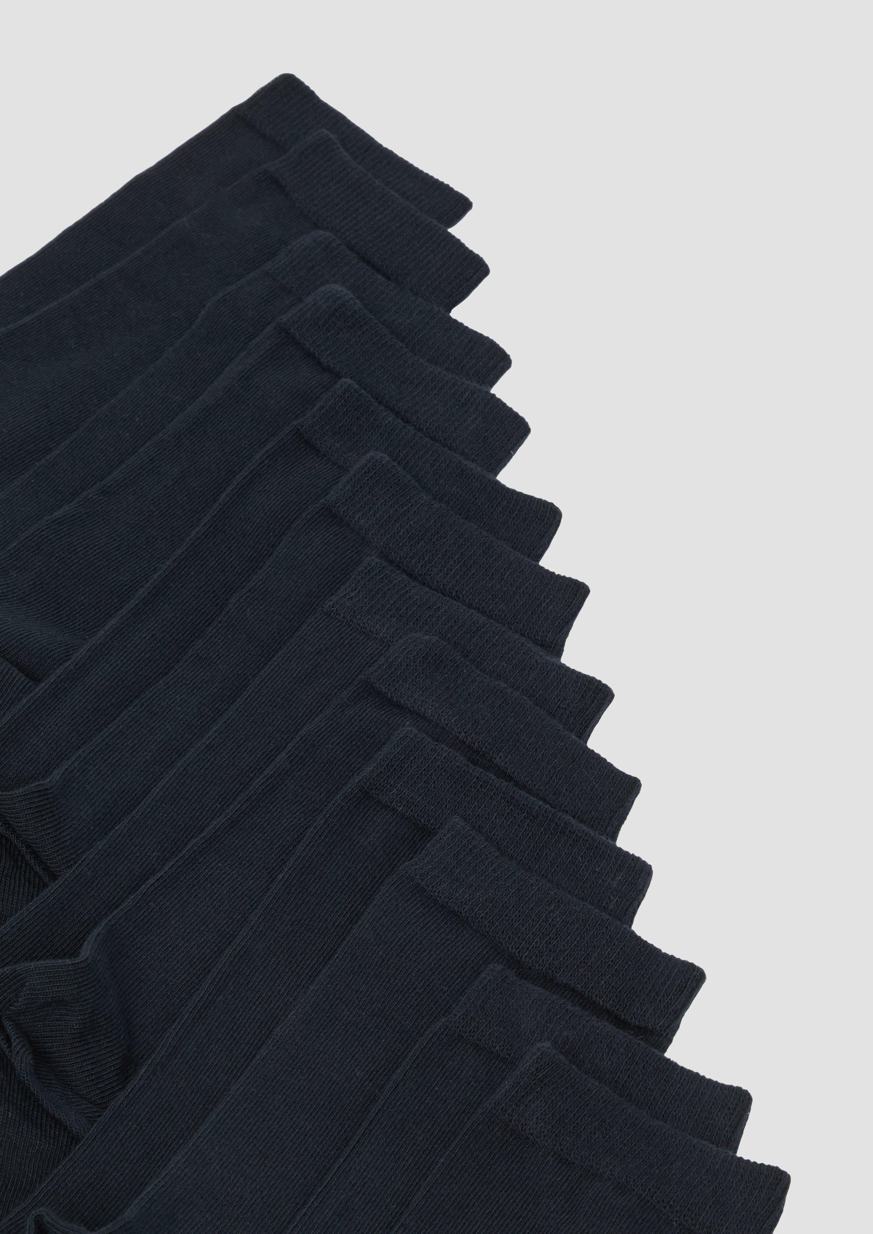 Ponožky in 5900, 500, 100, 9800 & 5500