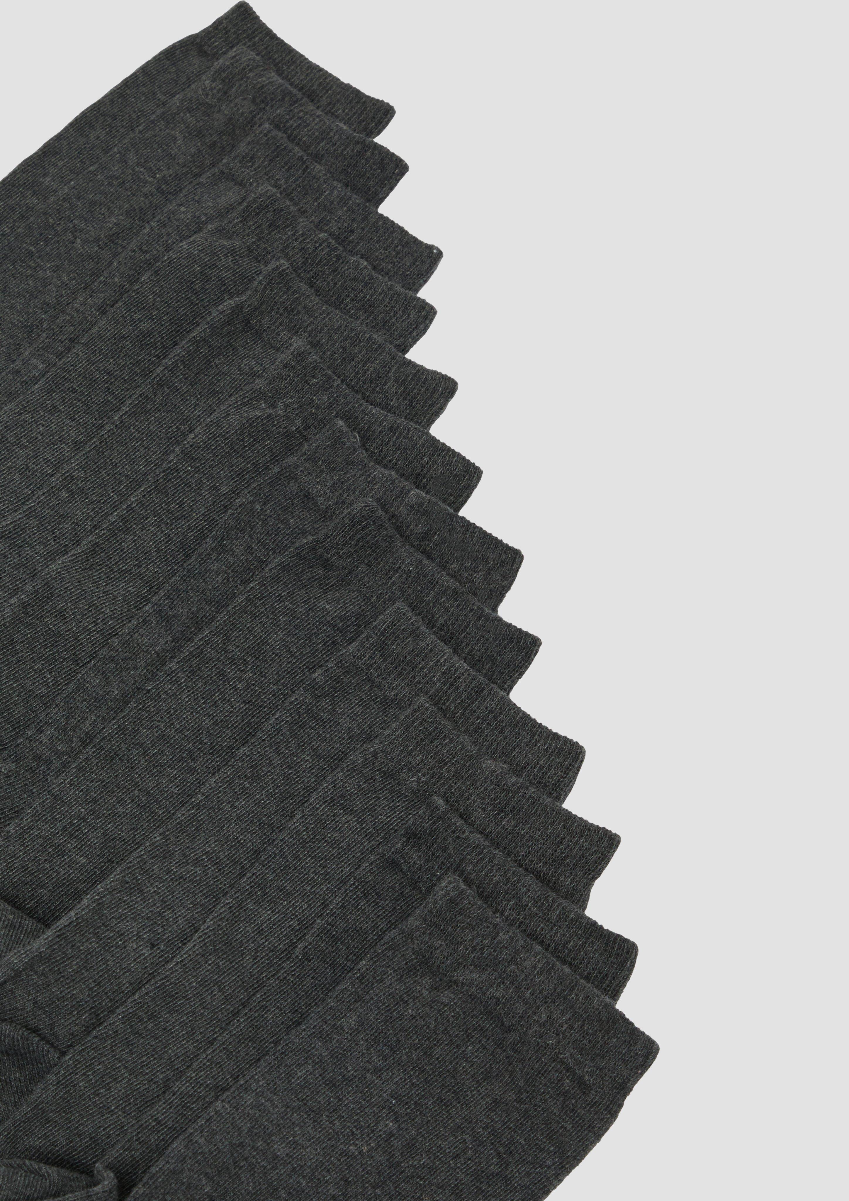 Ponožky in 9800, 5900, 500, 100 & 5500