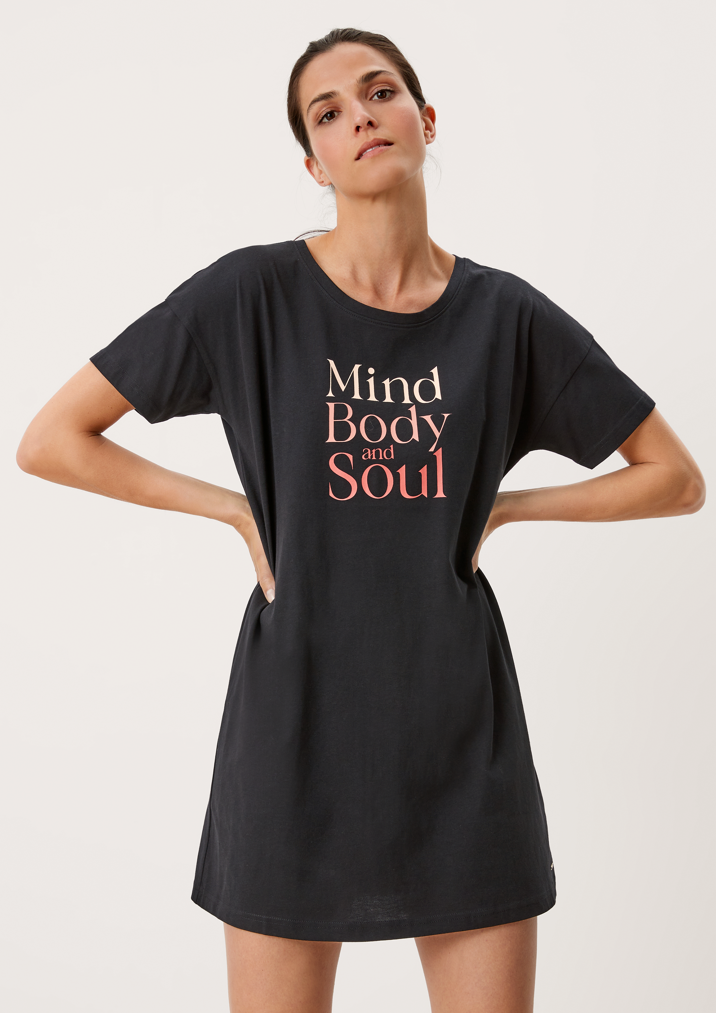 Nachthemd langarm in 9999