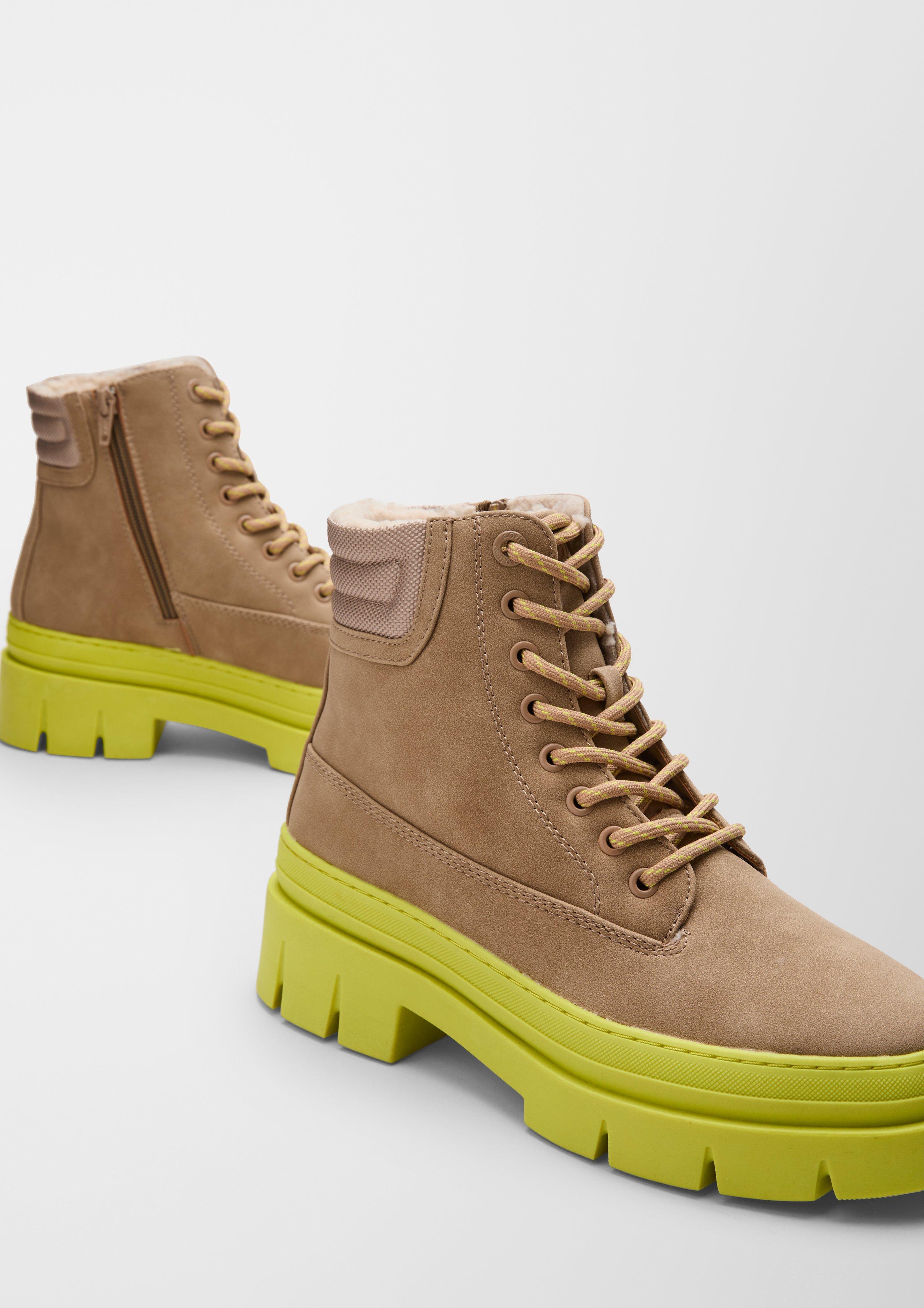 Laarzen in 440 & 001