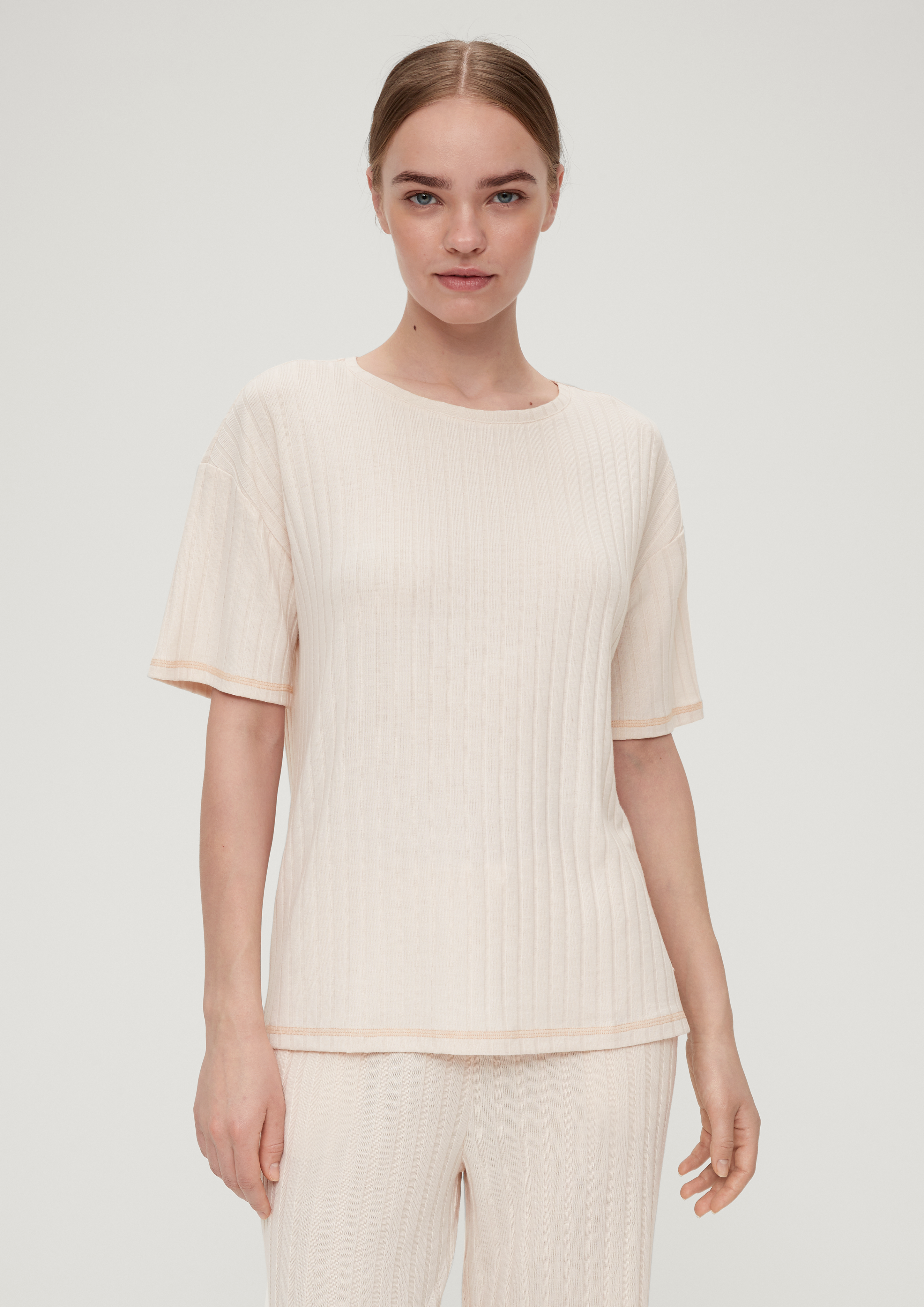 T-Shirt in 8024, 4500 & 5344