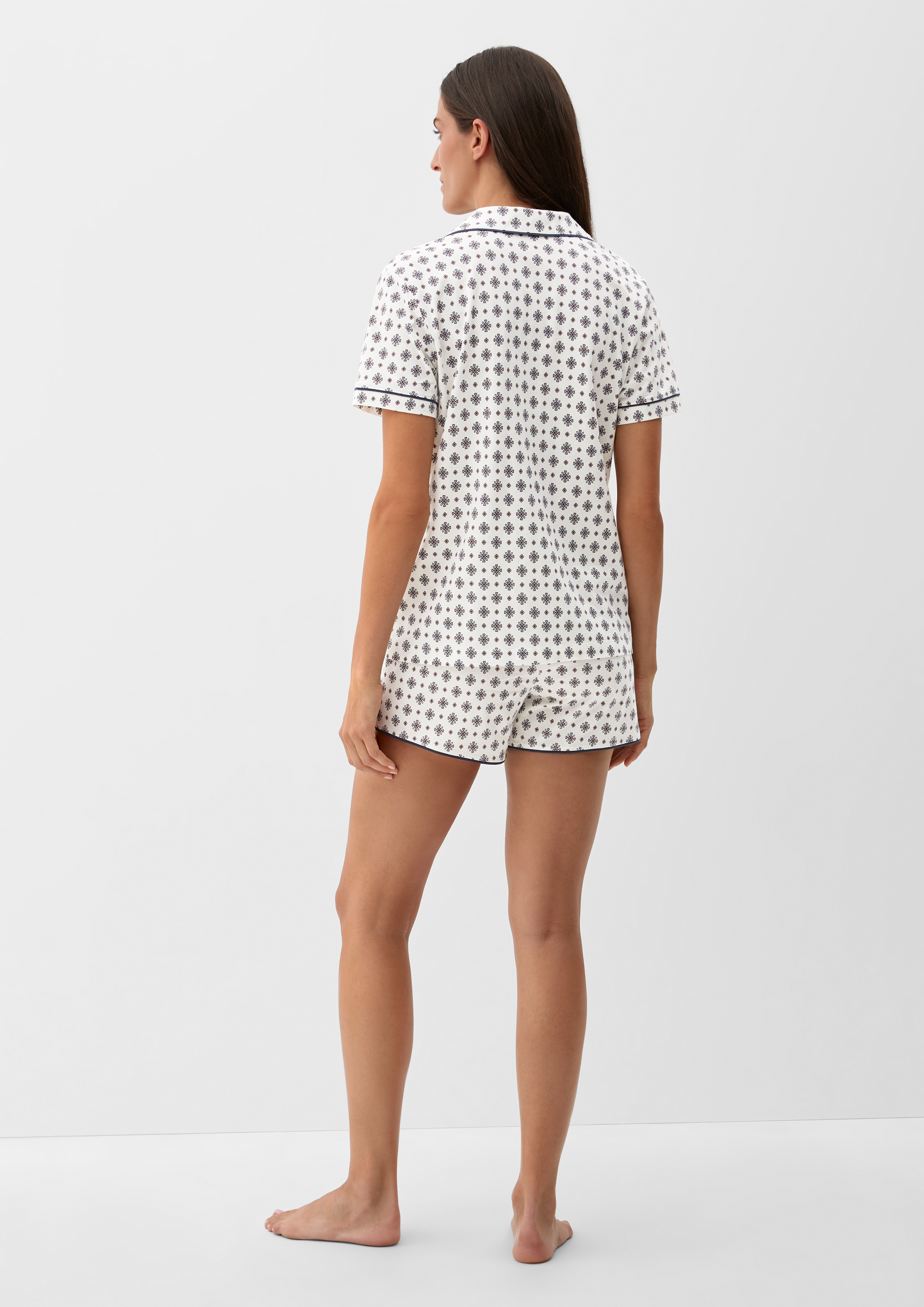 Kratke hlače in 8500 & 48G1