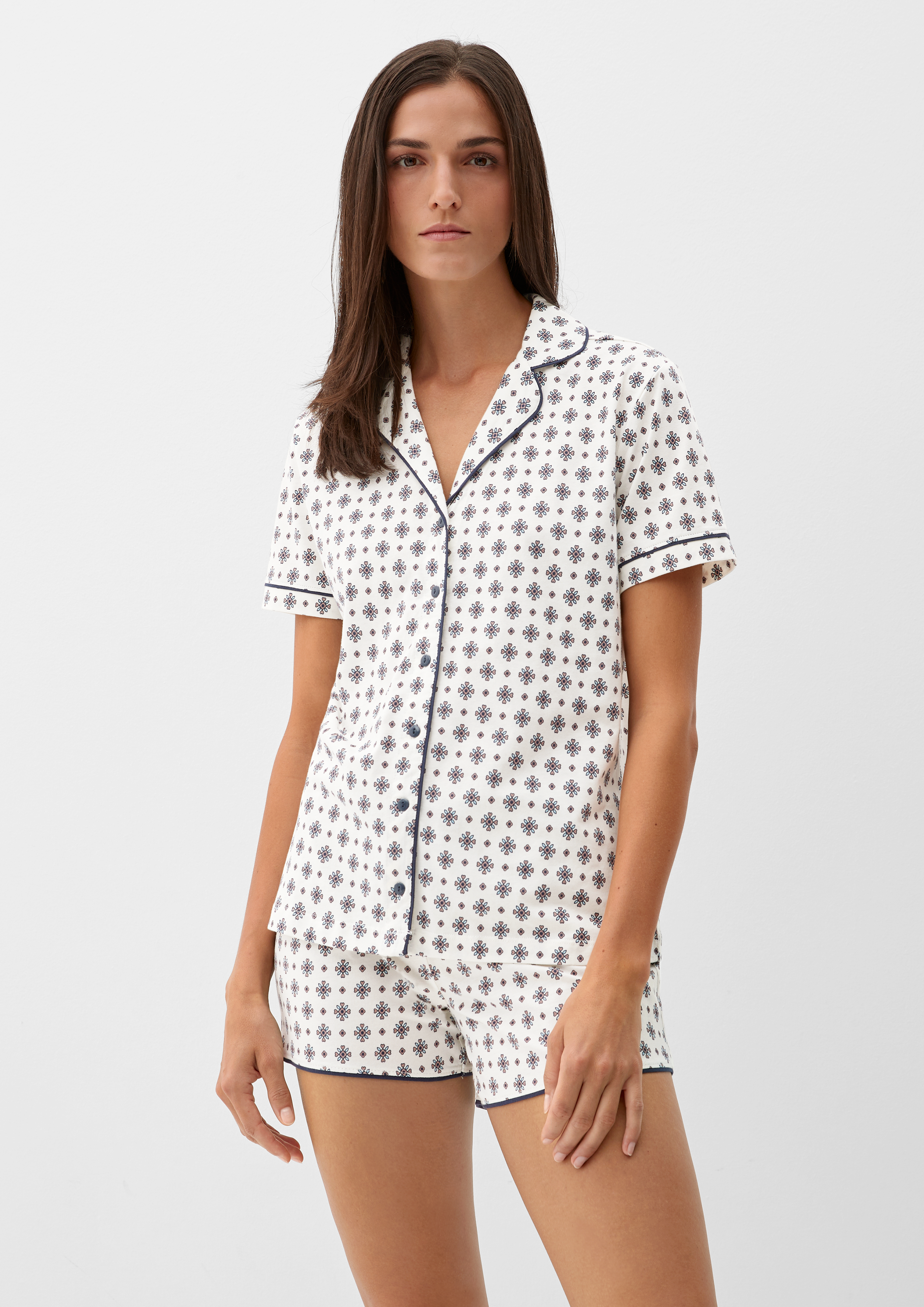 Kratke hlače in 8500 & 48G1