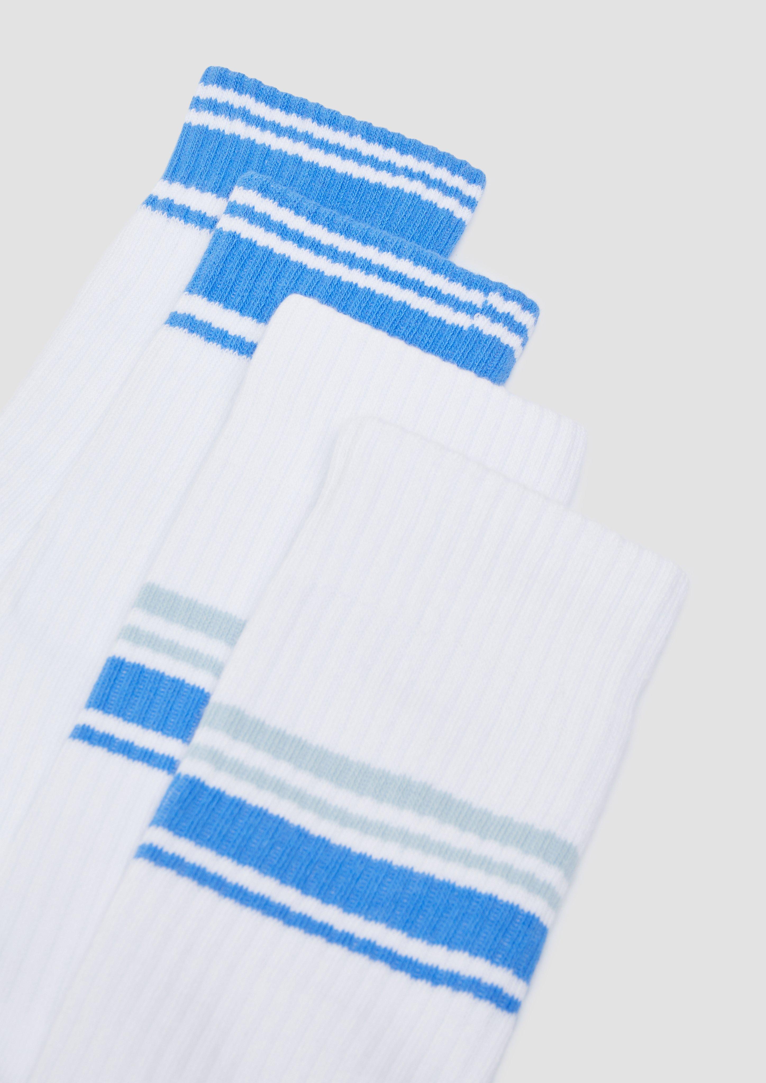 Sneakers in 5270, 1000, 9900, 4000 & 4146