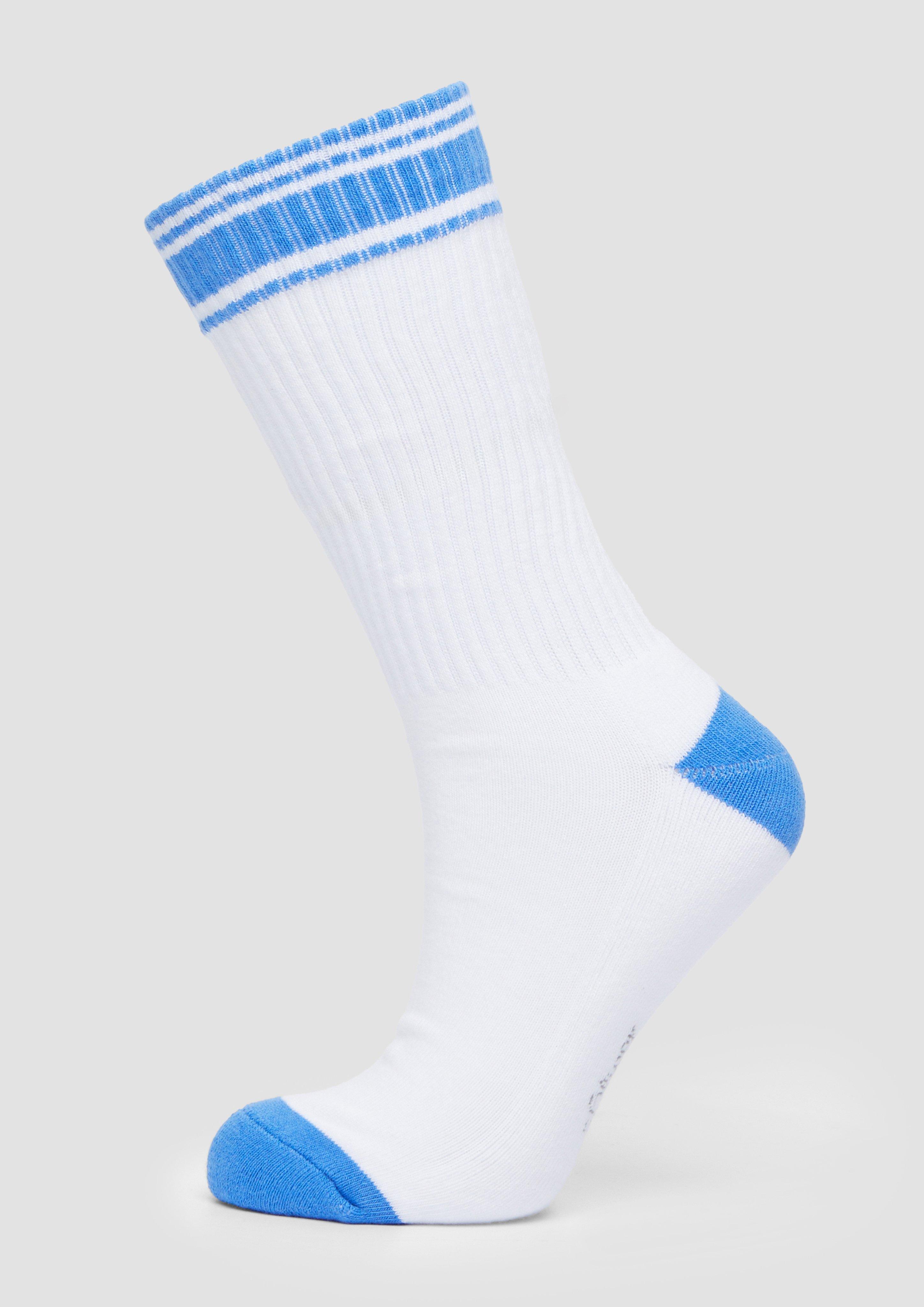 Sneakers in 5270, 1000, 9900, 4000 & 4146