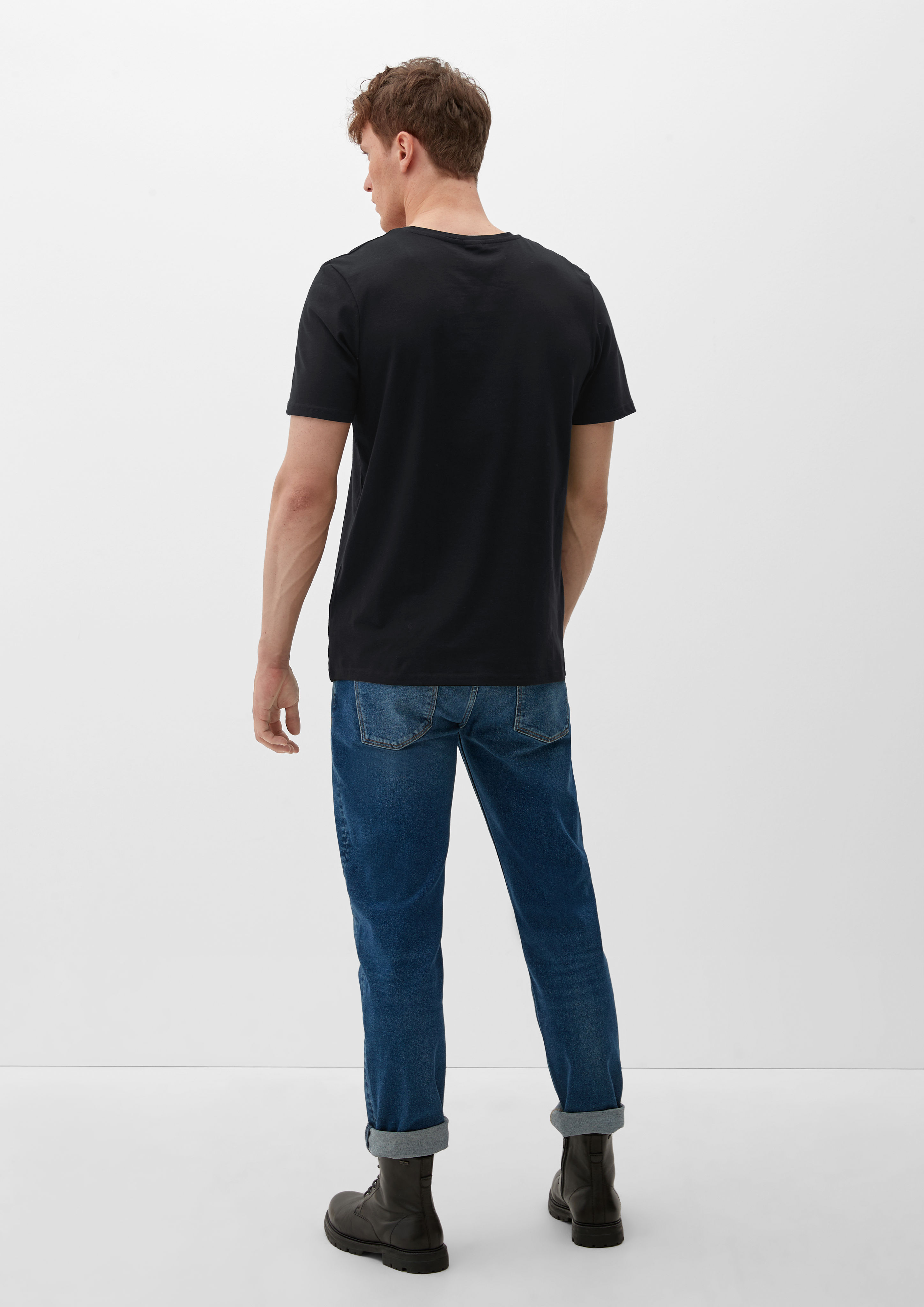 T-Shirt in 9999 & 5870