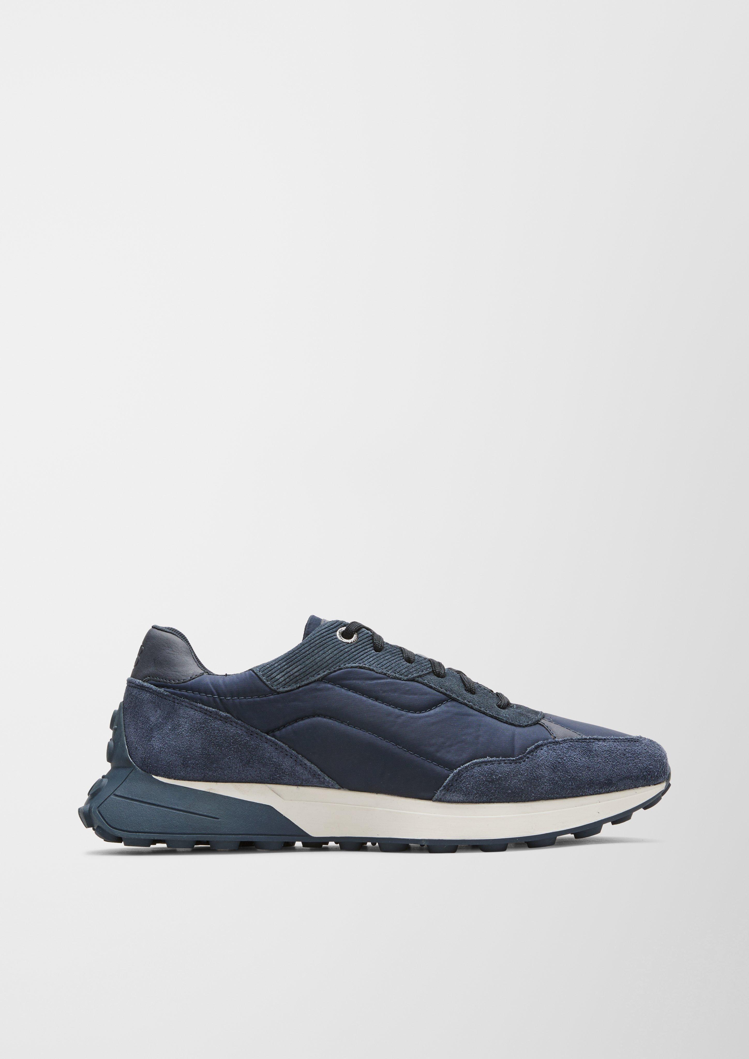 Schnürer in 805 & 712