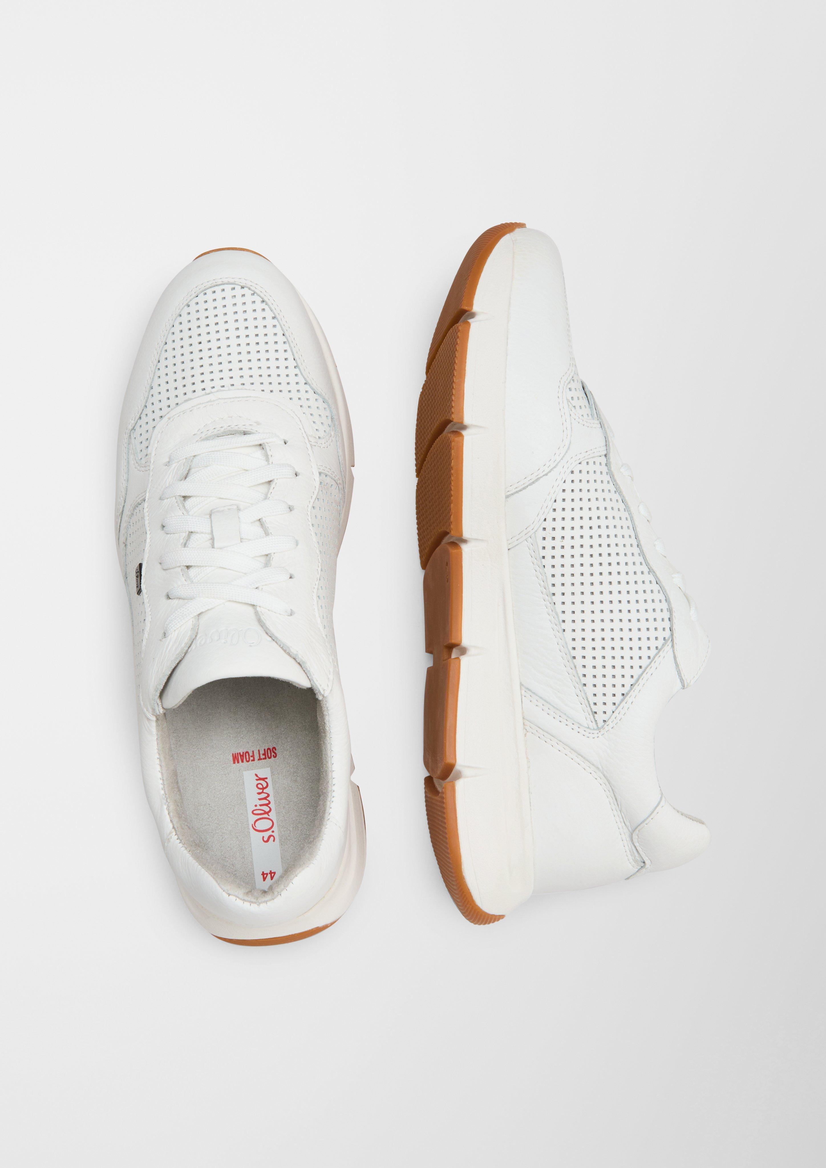 s.Oliver Perforierte Ledersneaker