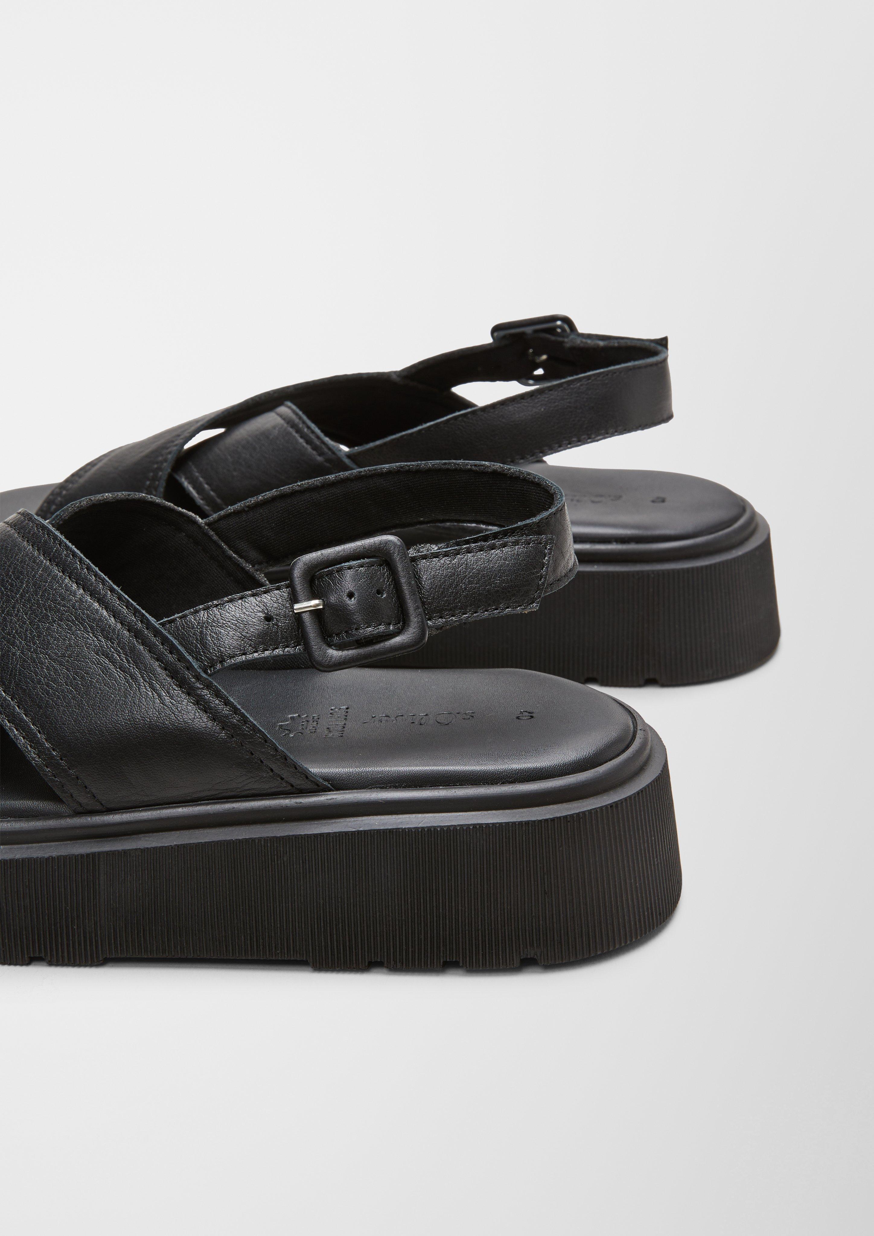 Sandalen in 001 & 710