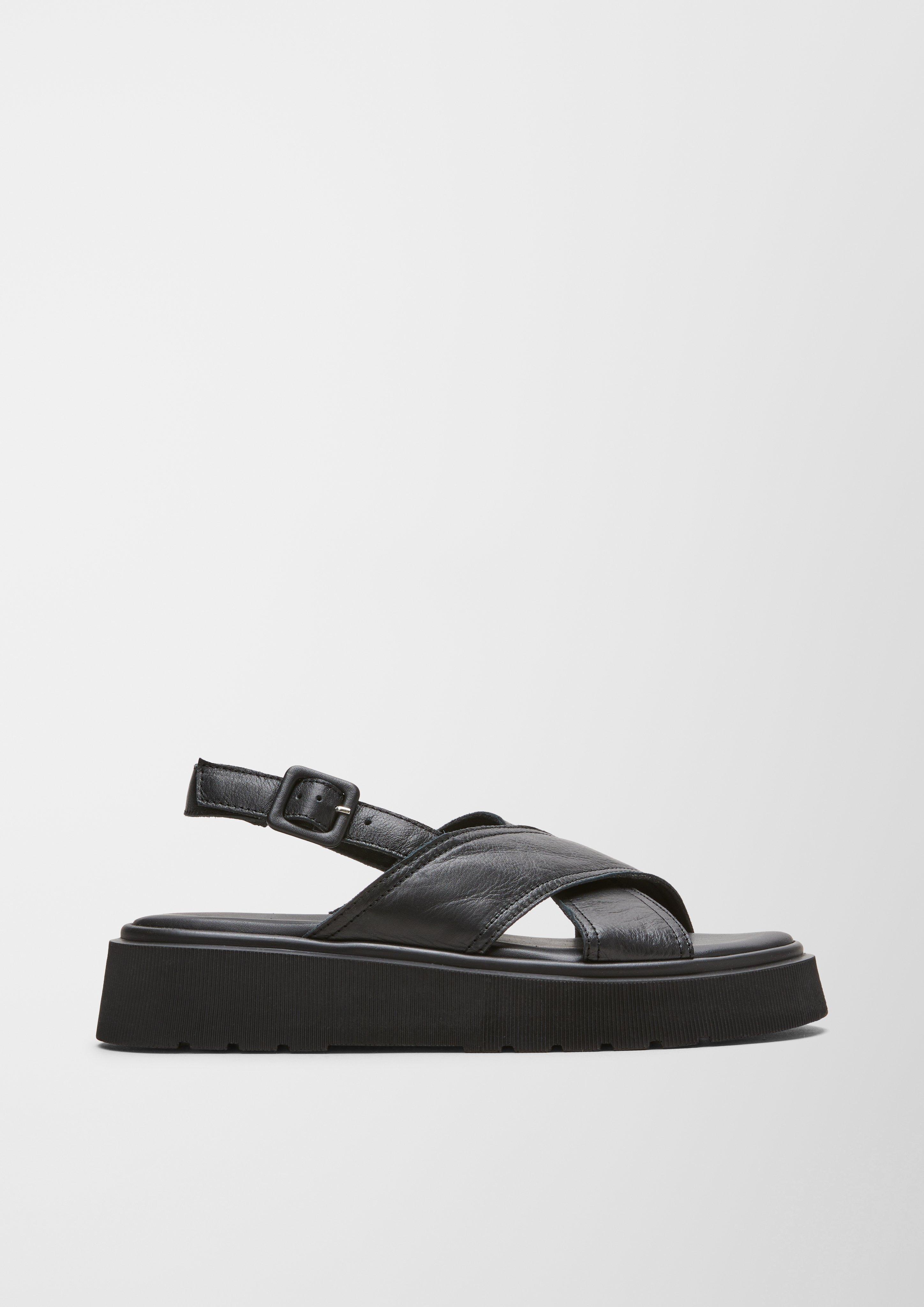 Sandalen in 001 & 710