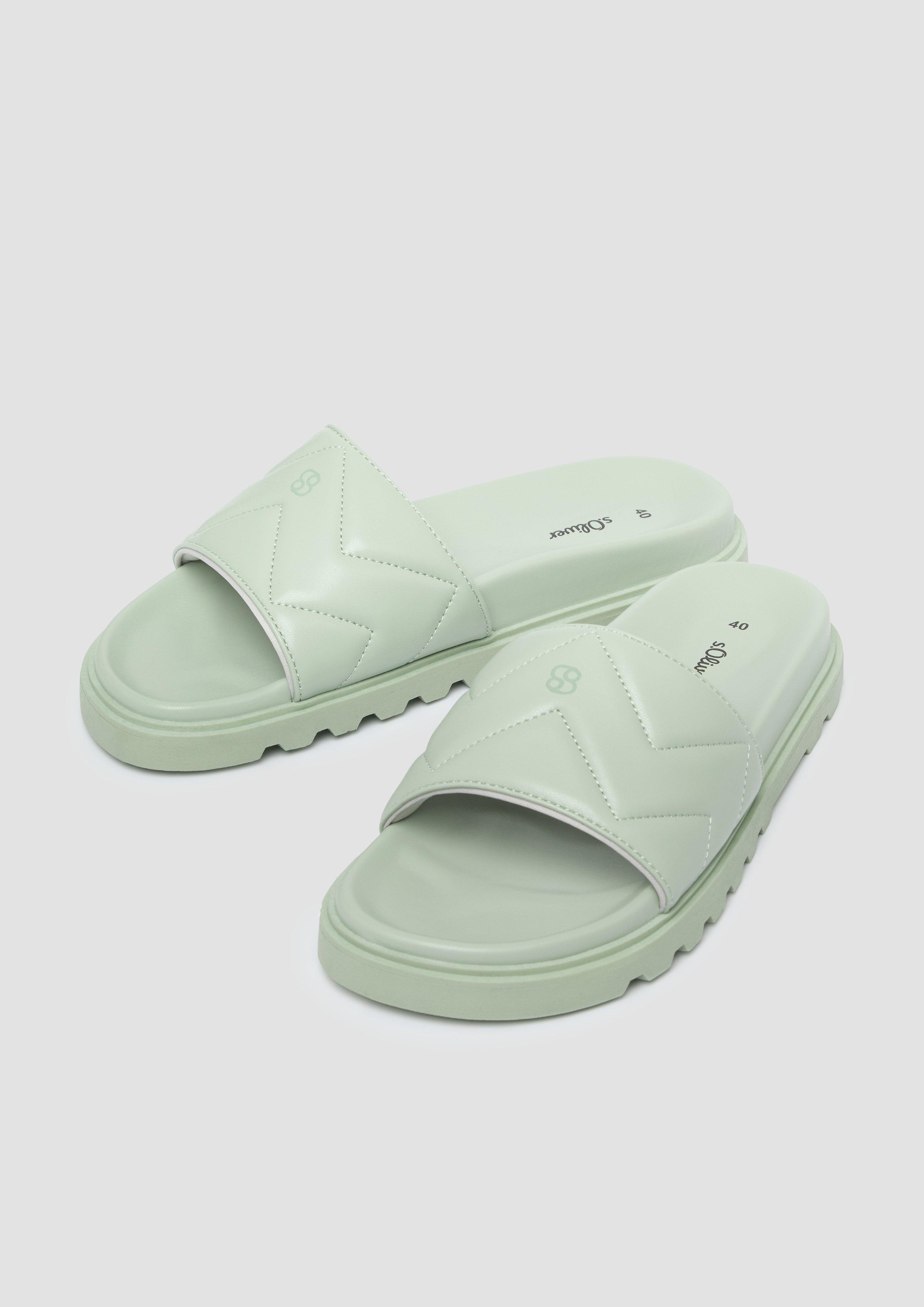 Pantoletten in 728 & 741