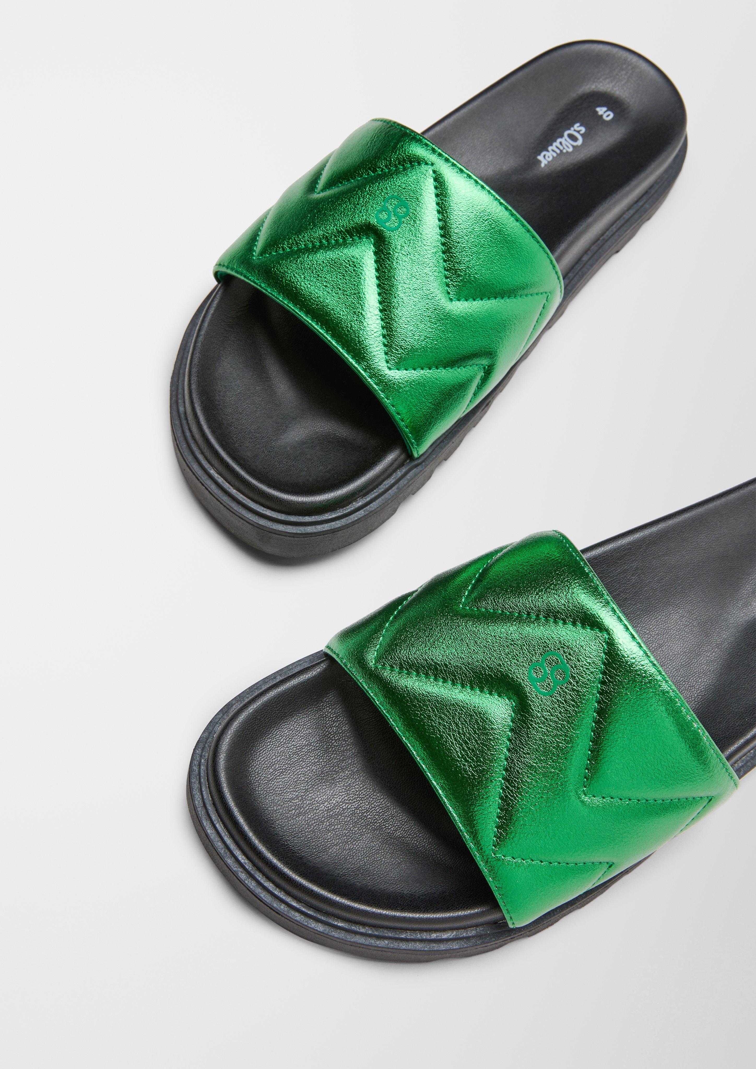 Pantoletten in 741 & 728