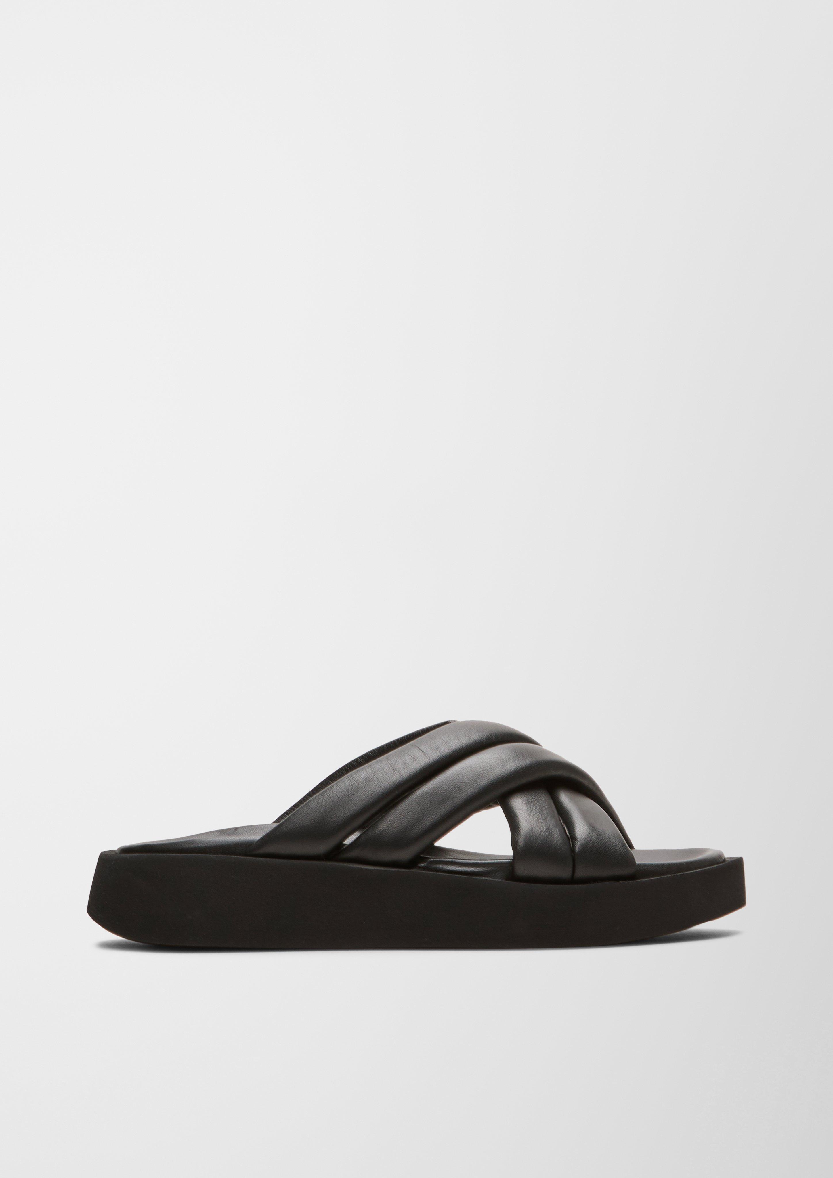 Pantoletten in 001, 583 & 706