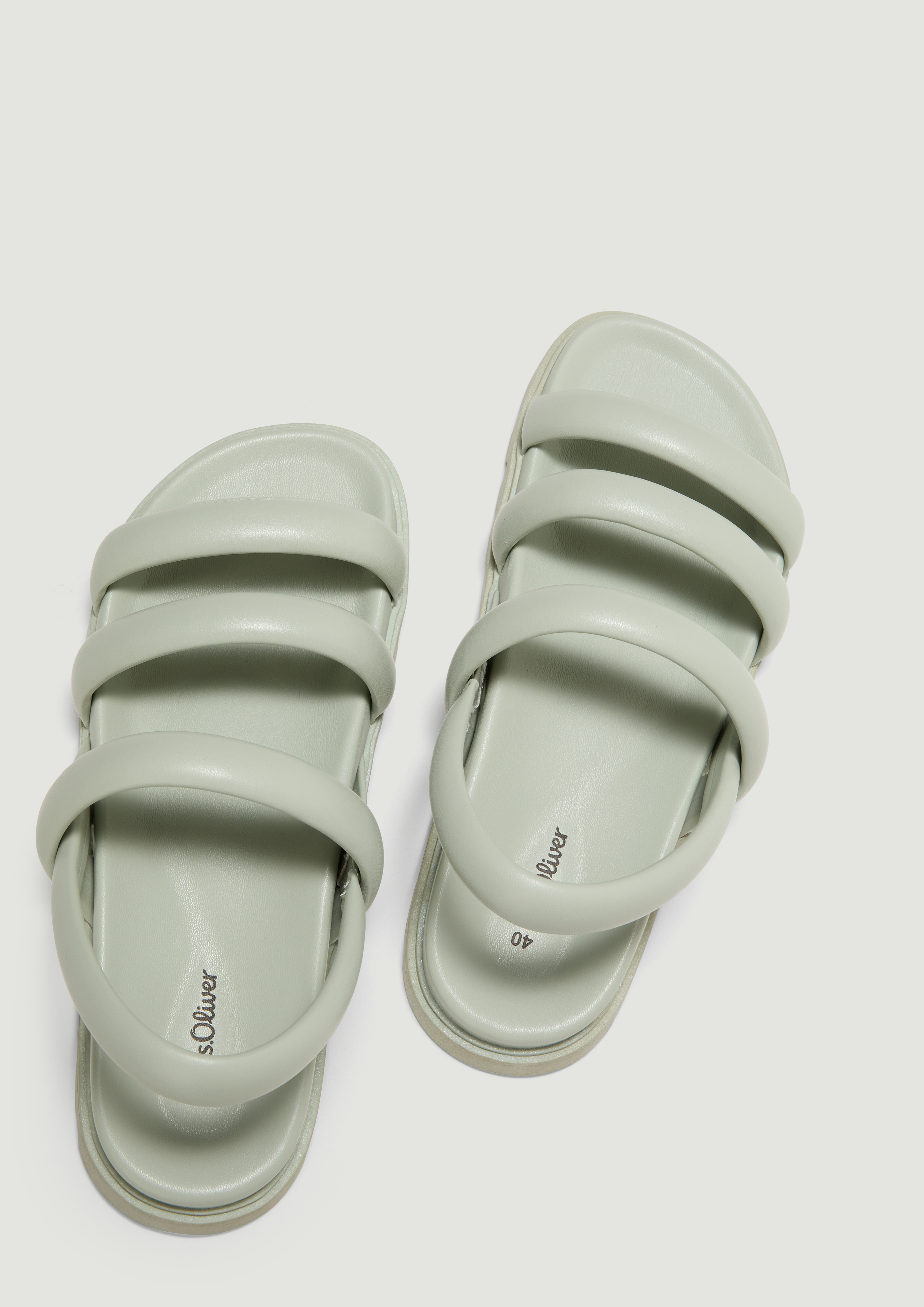 Sandalen in 728, 597 & 544