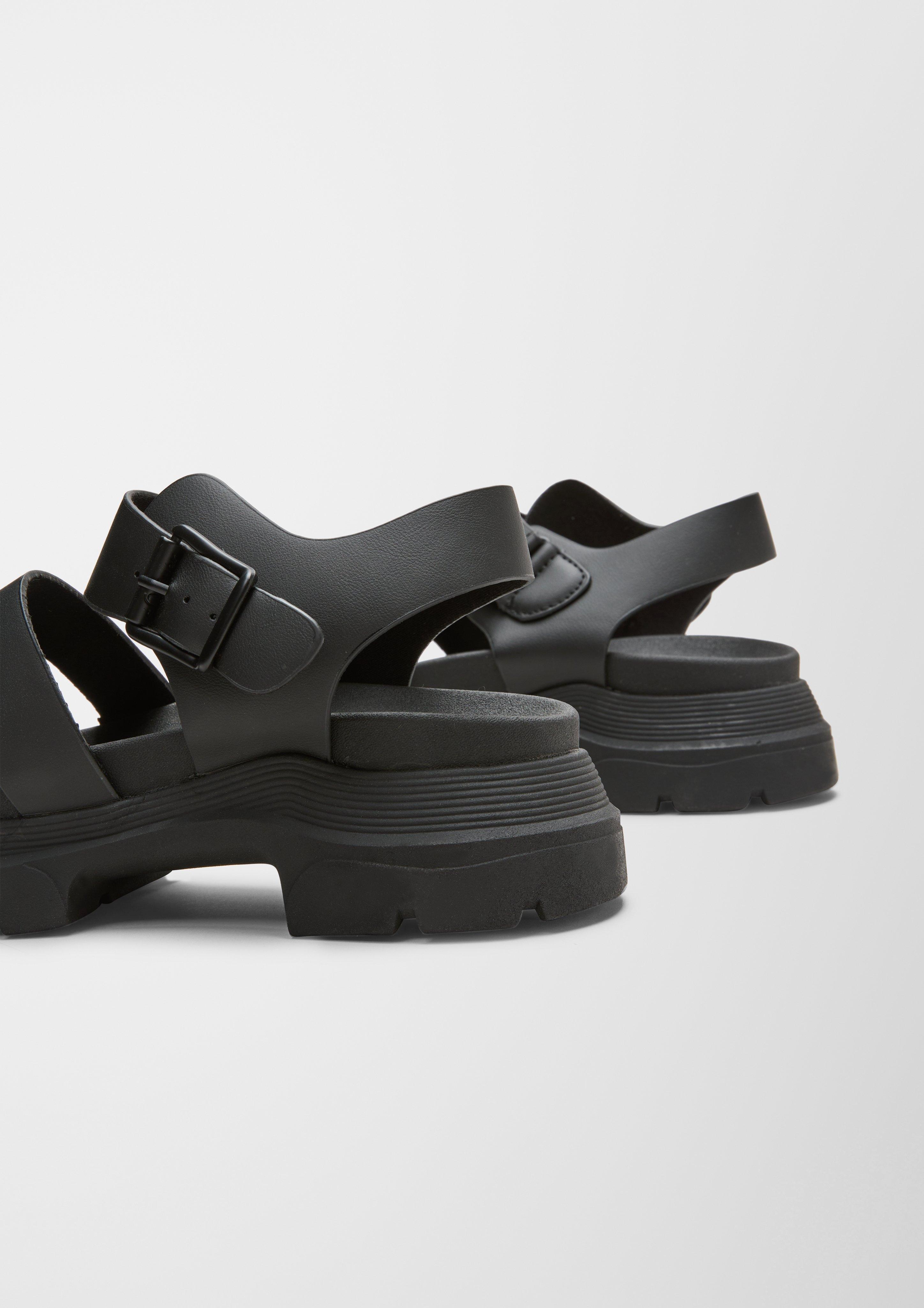 Sandalen in 001, 462 & 100