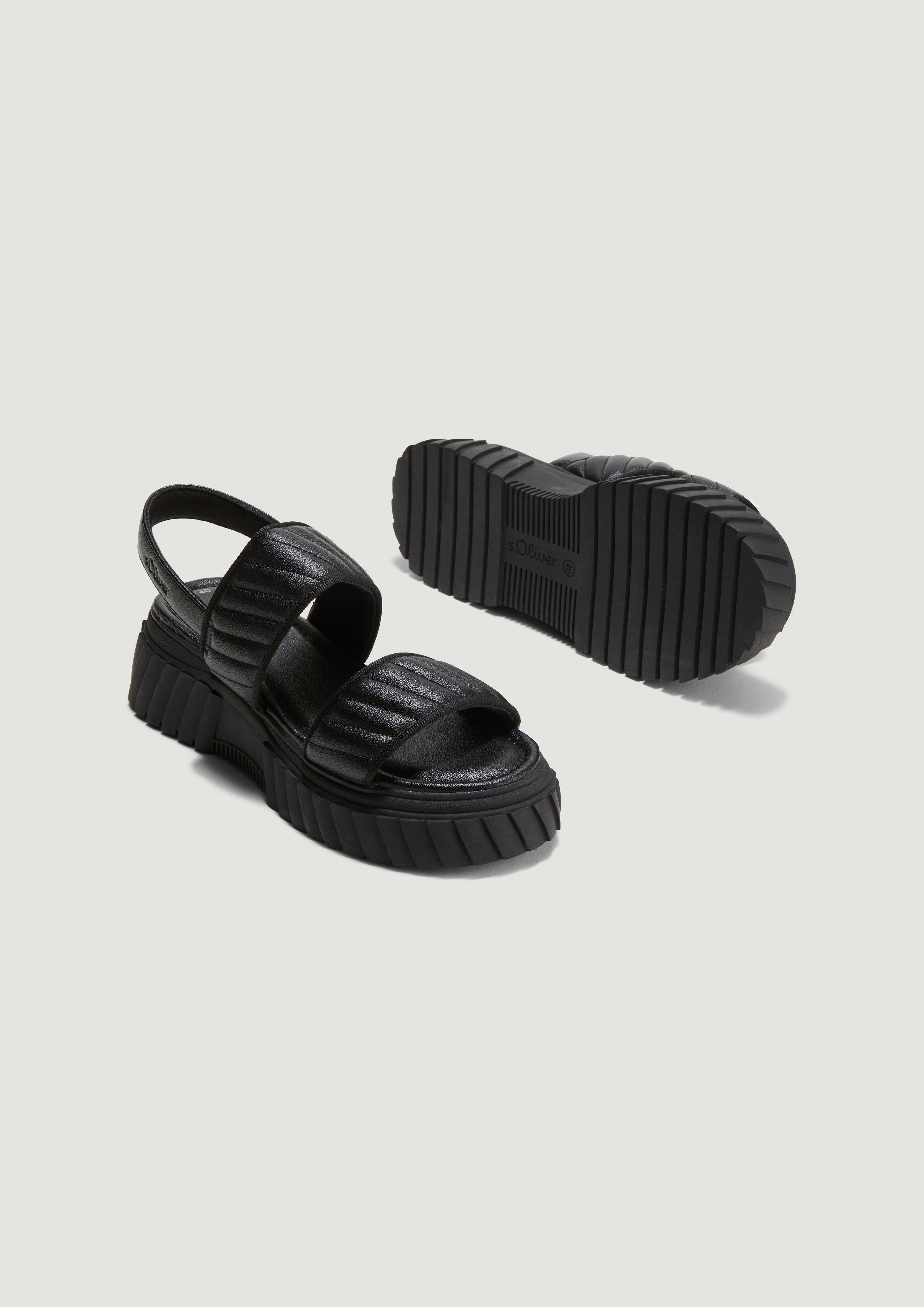 s.Oliver Sandalen mit Steppung