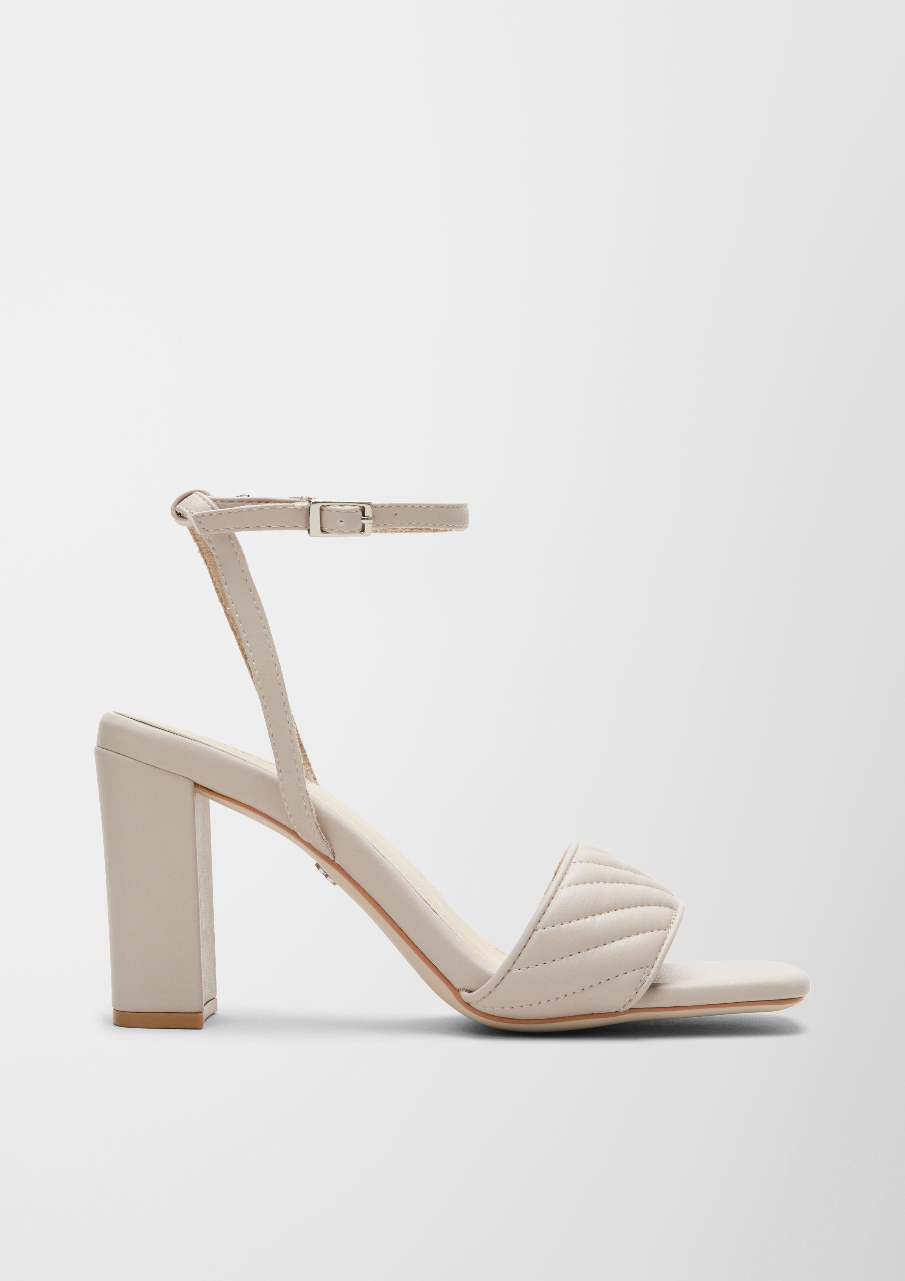 Sandalen in 341 & 403