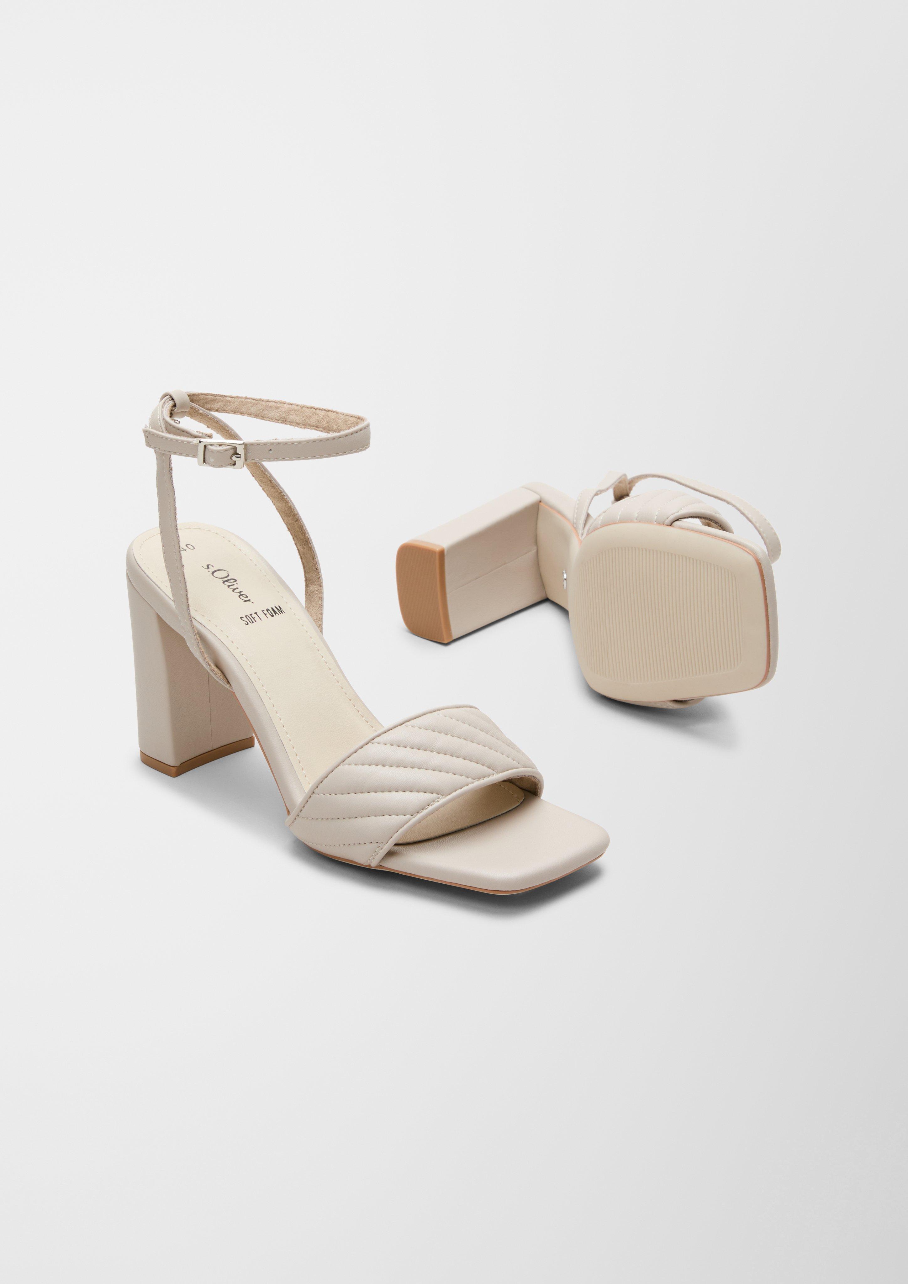 s.Oliver Sandalen mit Stepp-Detail