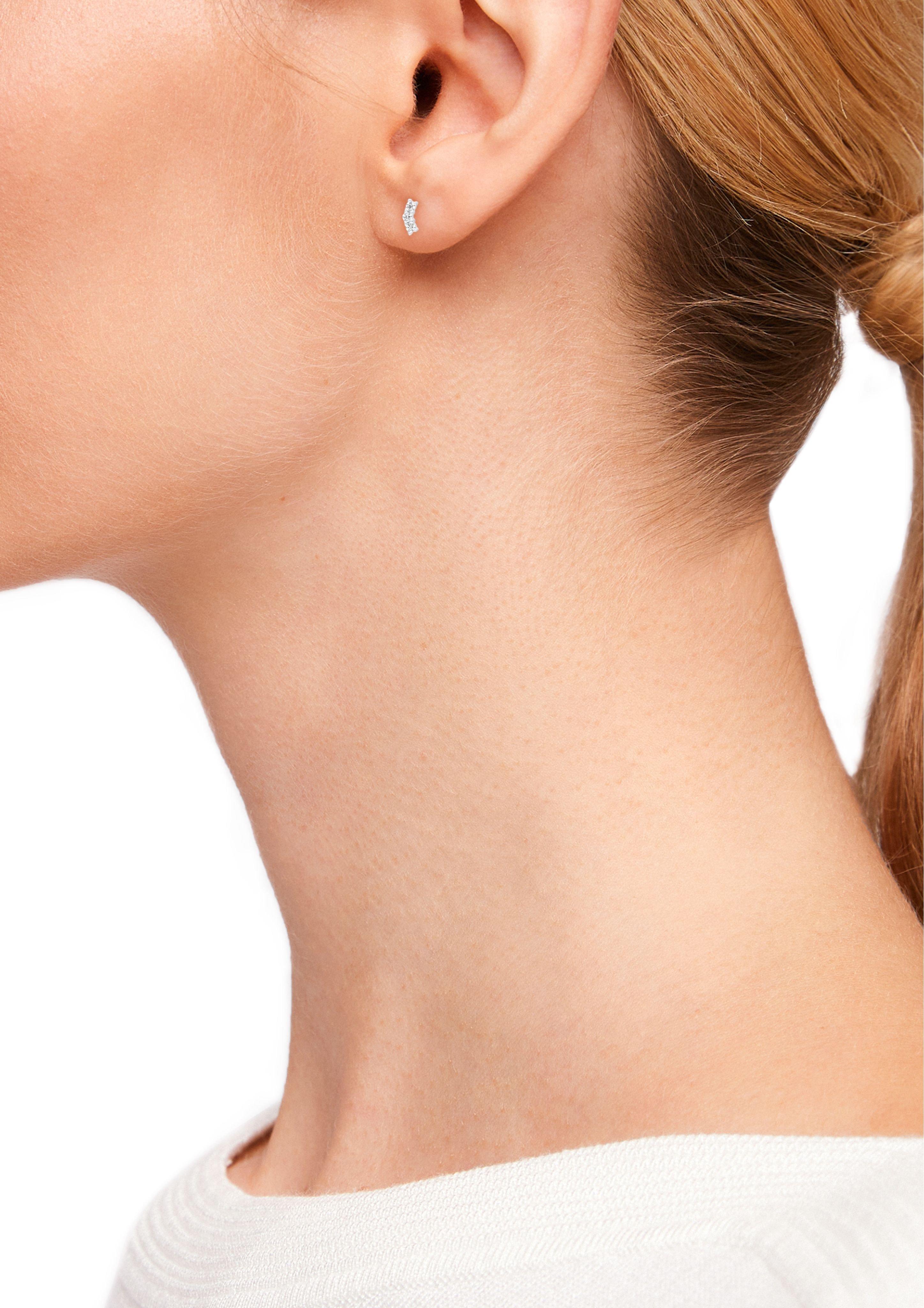 Clous d’oreilles in 92E0