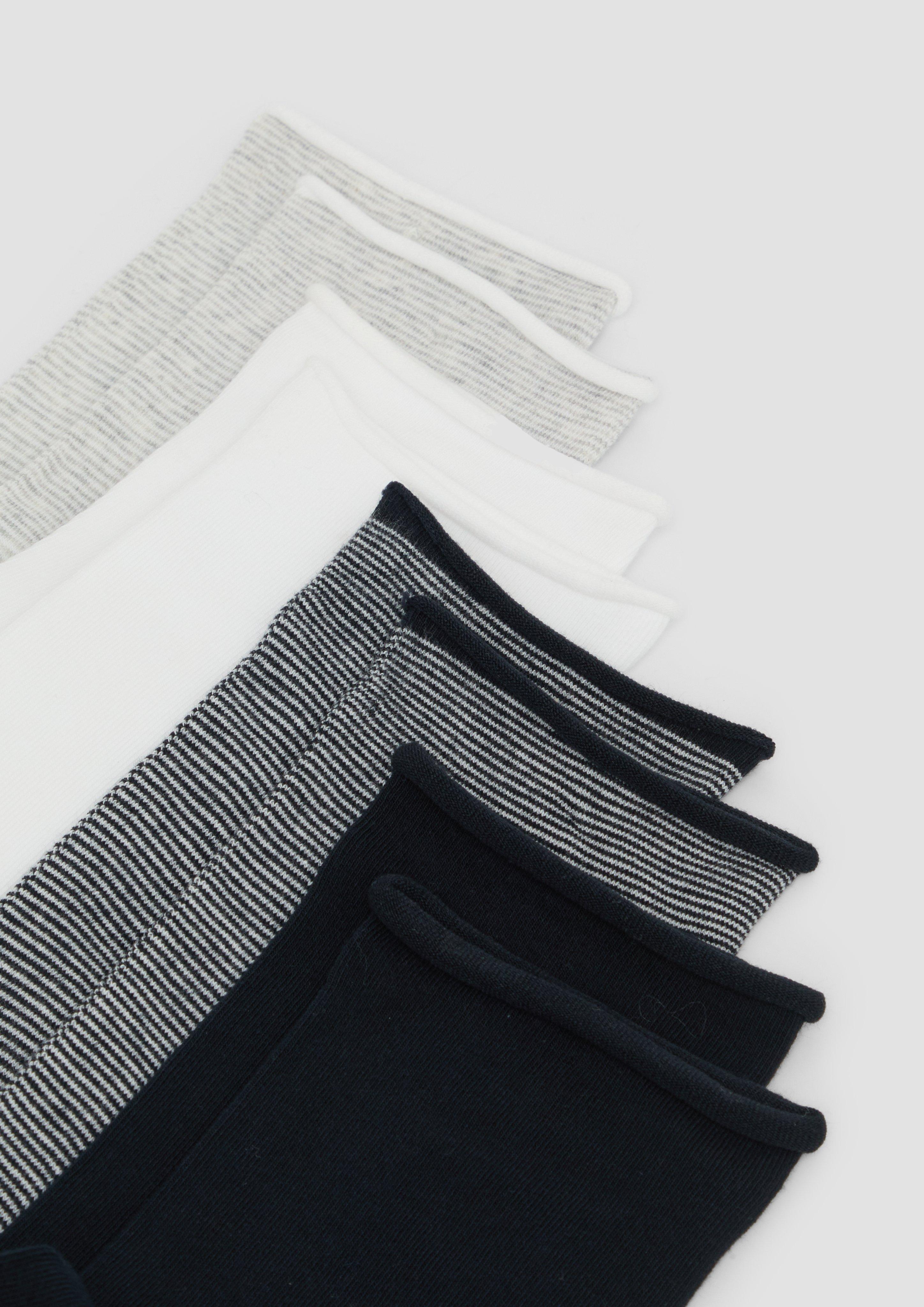 Socken in 0101 & 1100