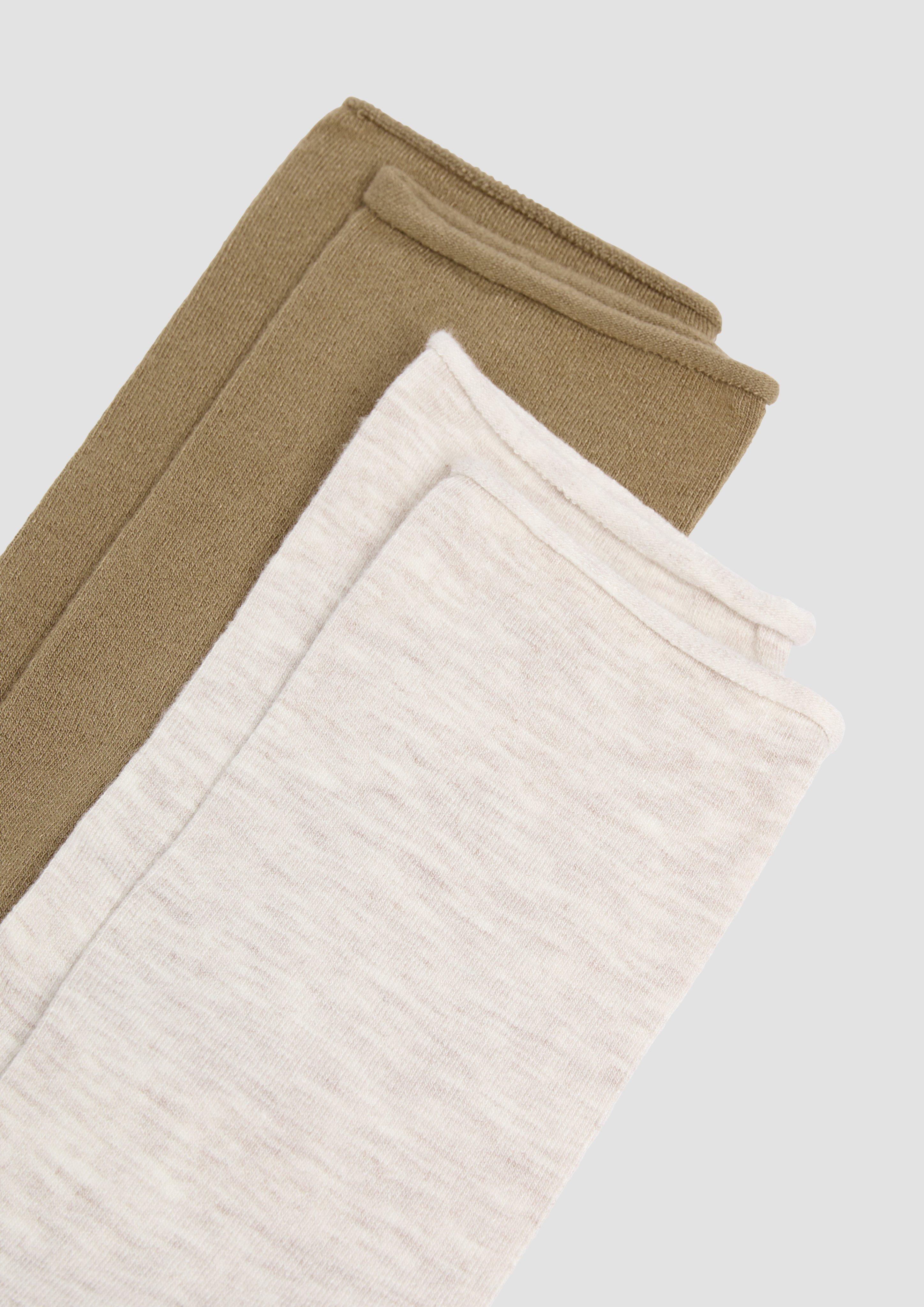 Socken in 8233, 1000, 9300, 9900, 5900, 4200, 5300, 4231 & 3970