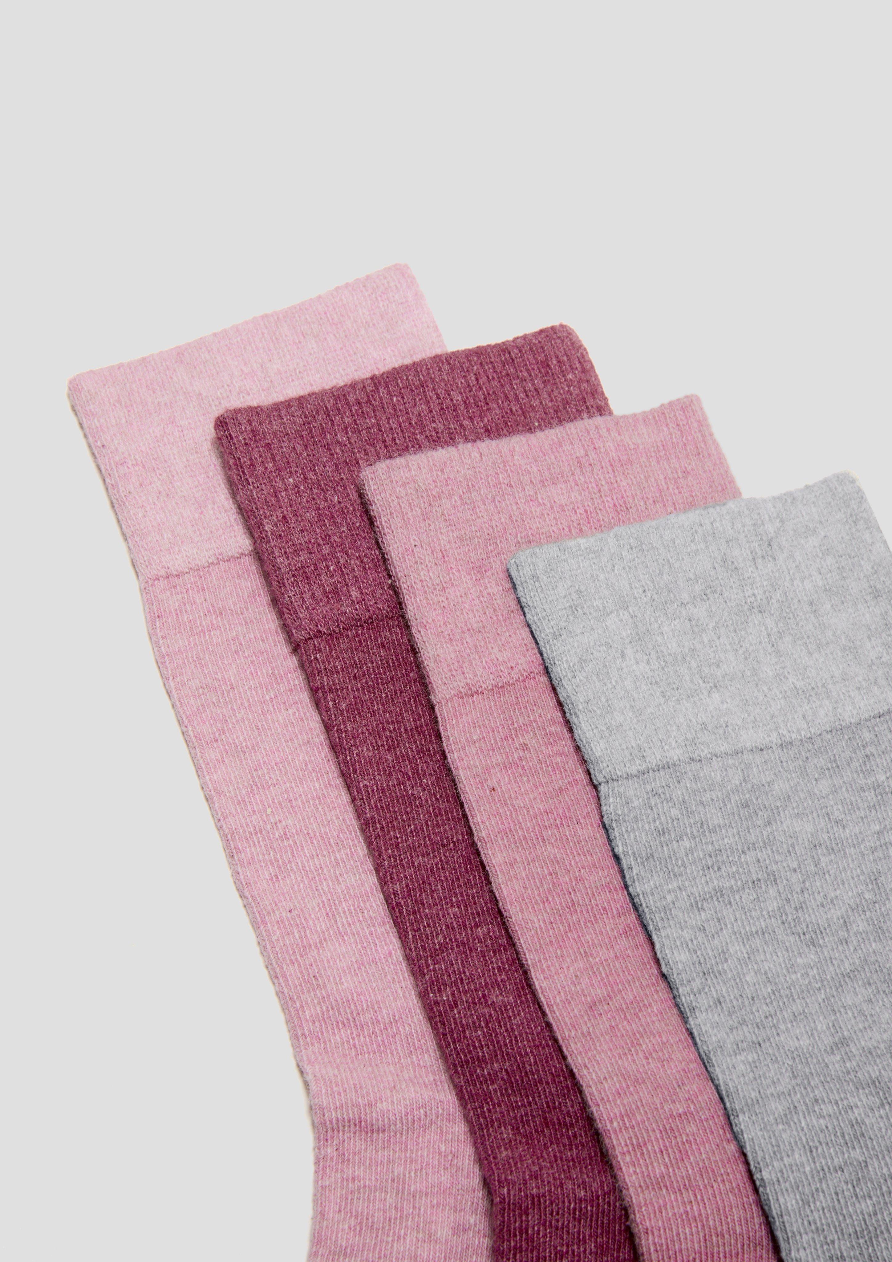 Sneakers in 4300, 9300 & 5800