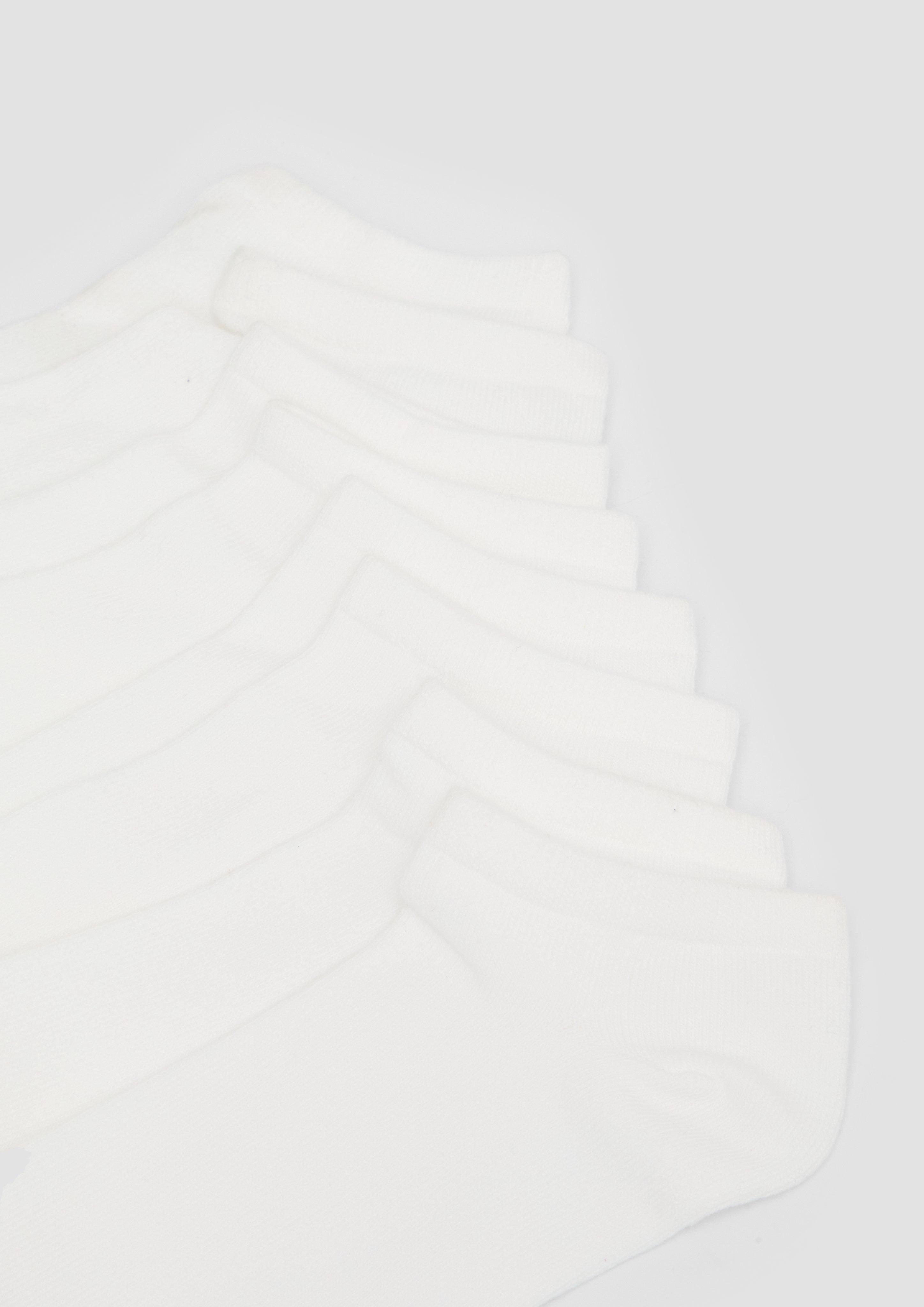 Sneakersocken in 1000, 9900, 5700, 0101, 9300, 8200, 9901 & 5577