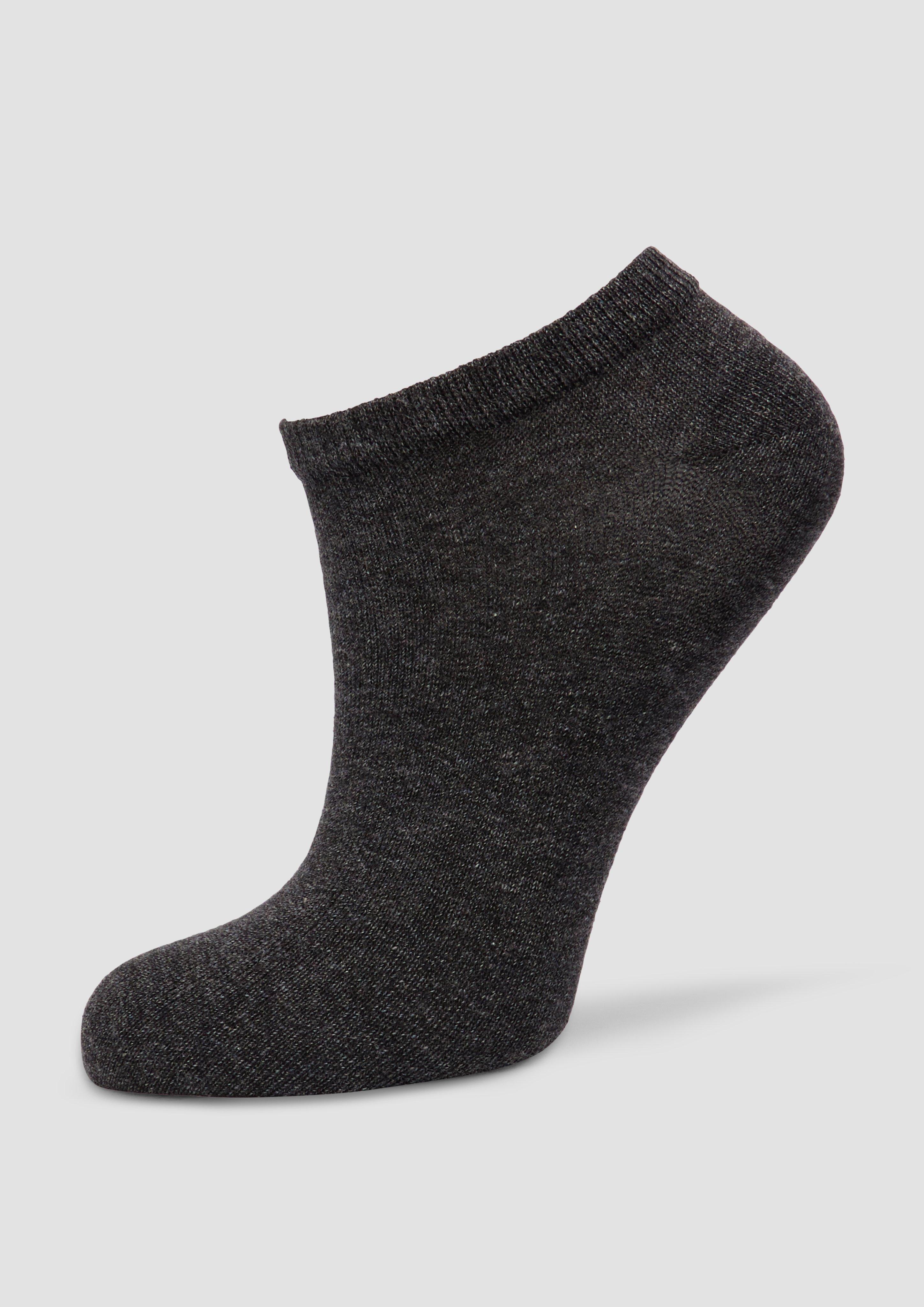 Sneakersocken in 9901, 9900, 1000, 5700, 0101, 9300, 8200 & 5577