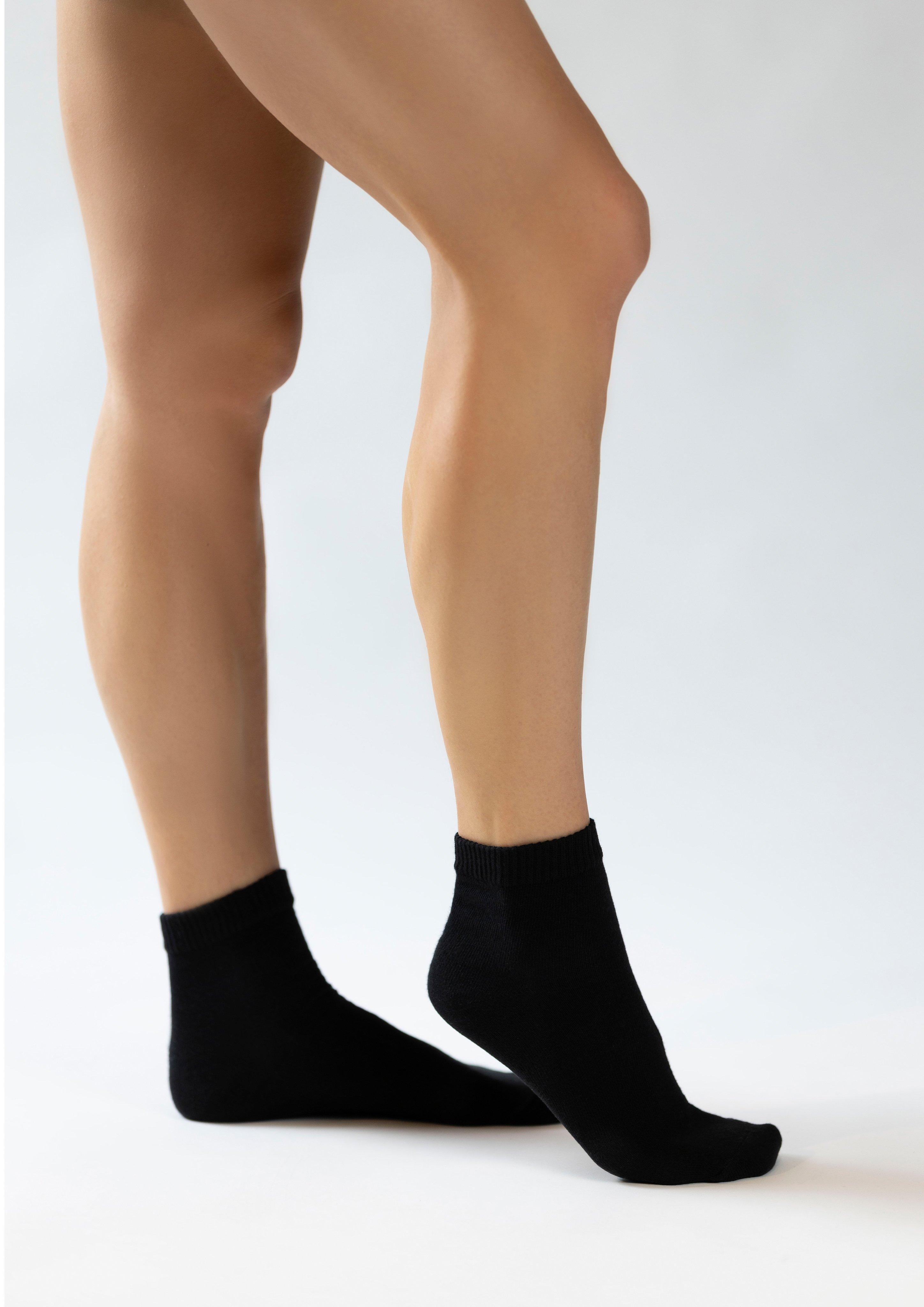 Sneakersocken in 9900, 1001, 1000, 5700, 8200, 9300, 4146, 9901 & 5577