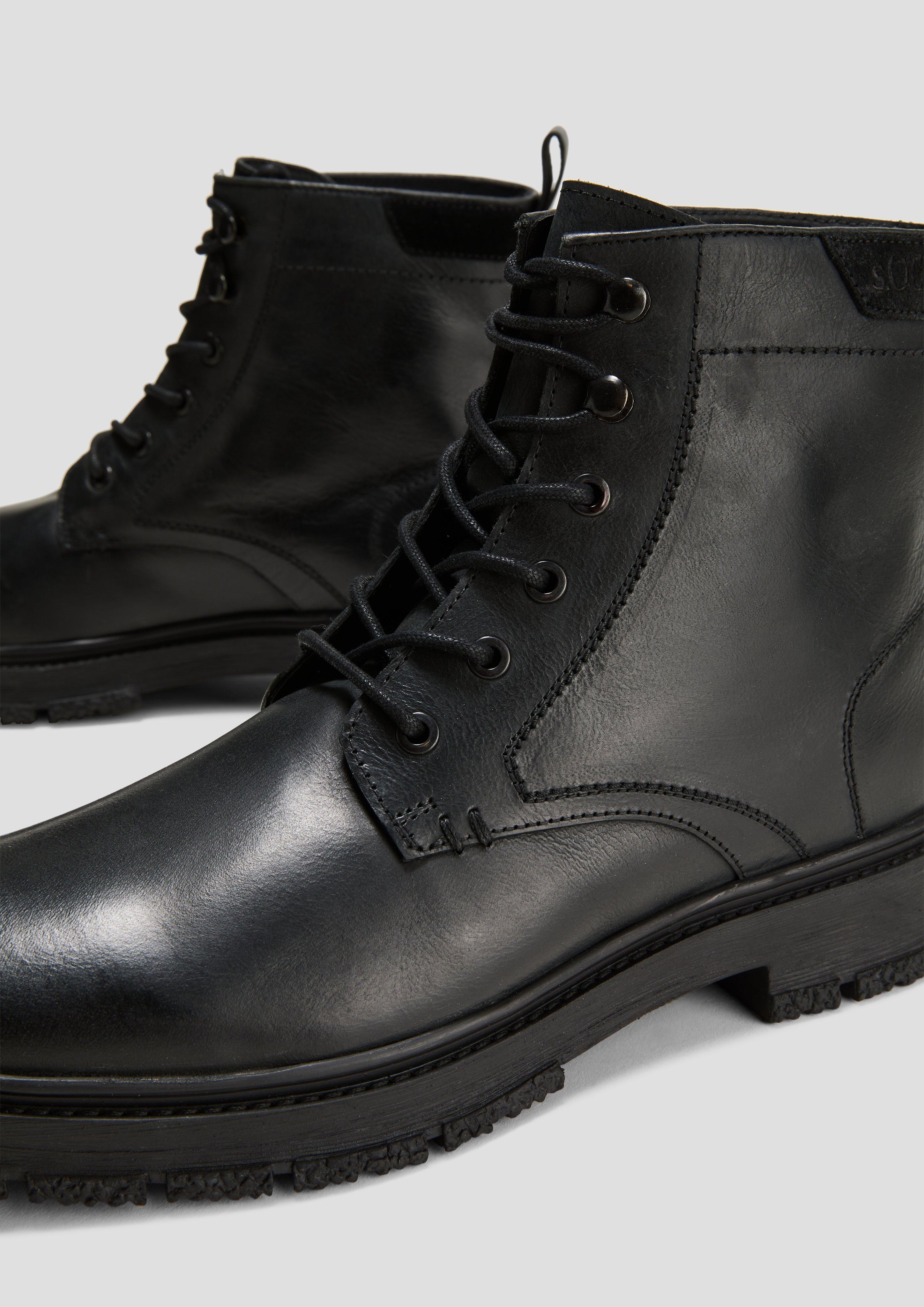 s.Oliver Stiefel aus Leder