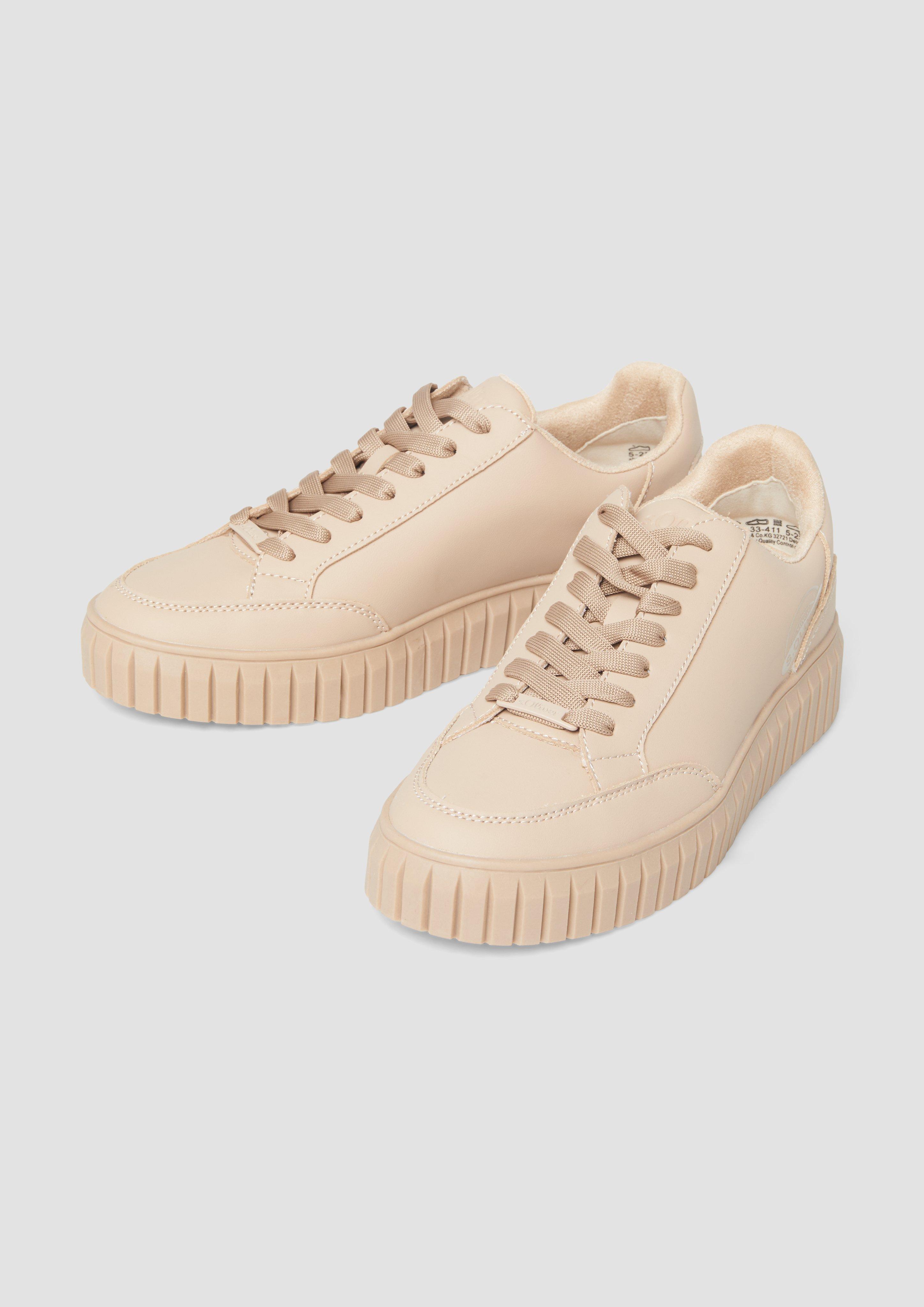 Schnürer in 411, 337, 001, 210, 805, 250, 406, 916, 728, 25A, 544, 100, 549 & 302