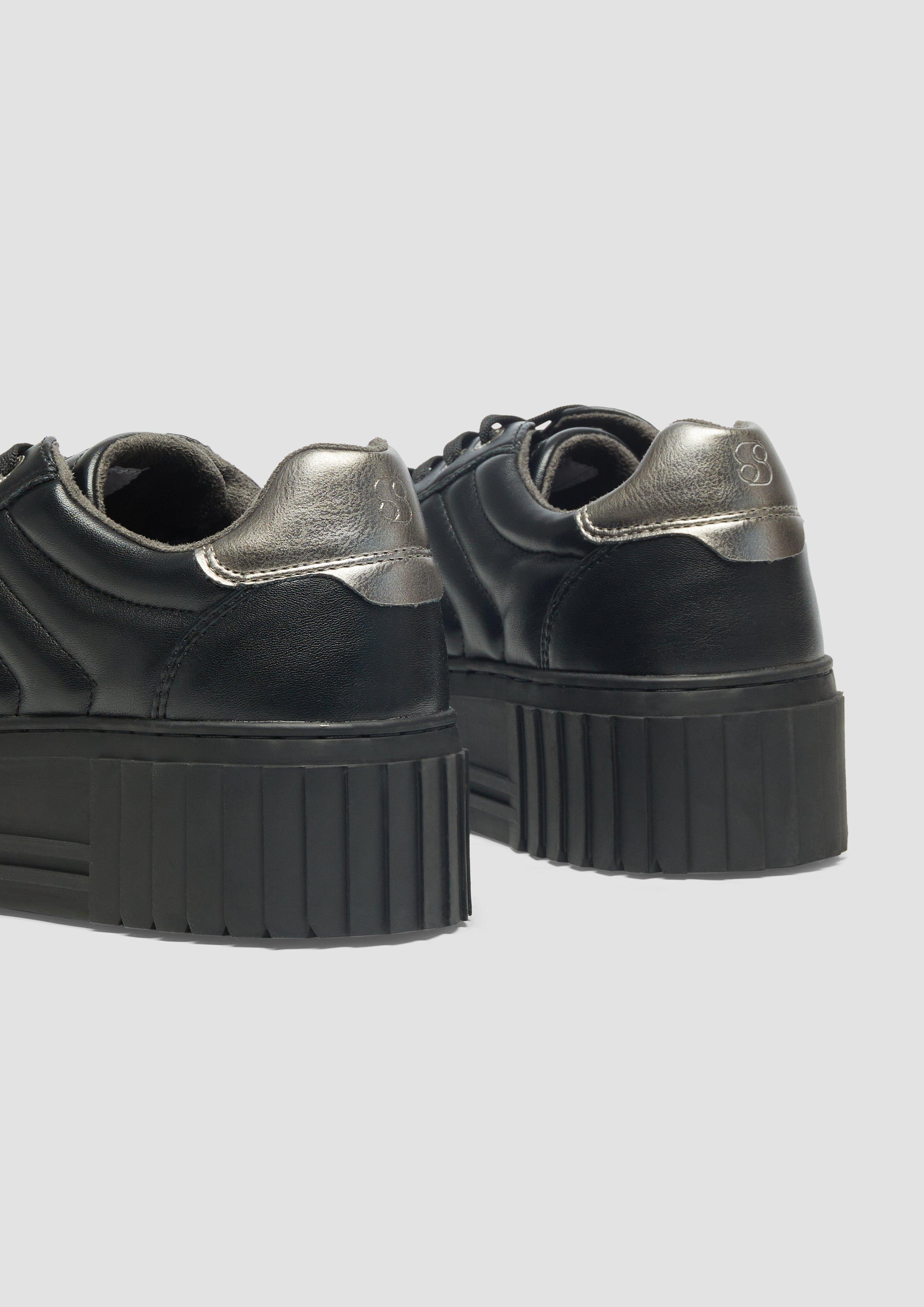 Schnürer in 0A1, 910 & 1A0