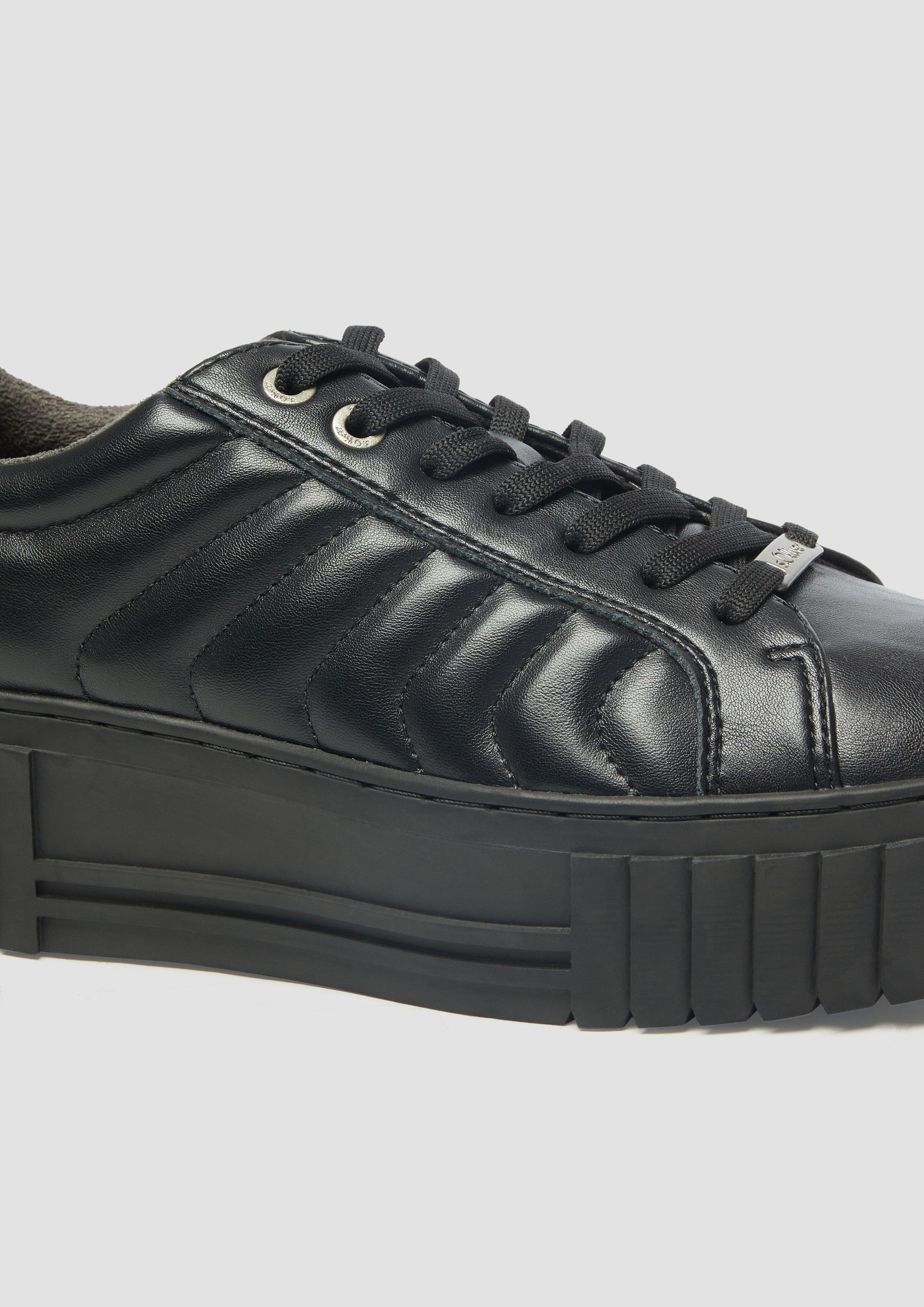 s.Oliver Plateausneaker mit Kontrastsohle
