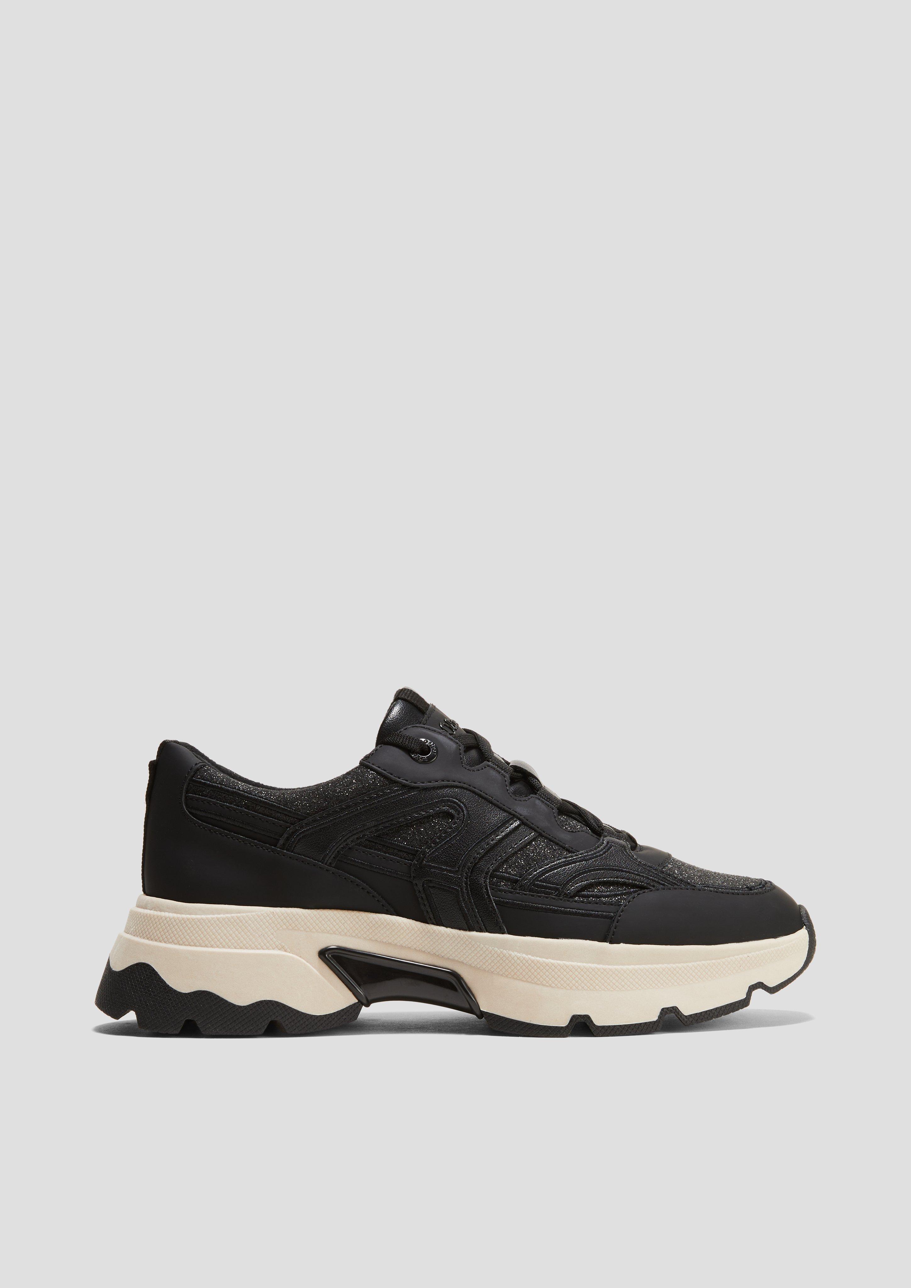 Veterschoenen in 031 & 400