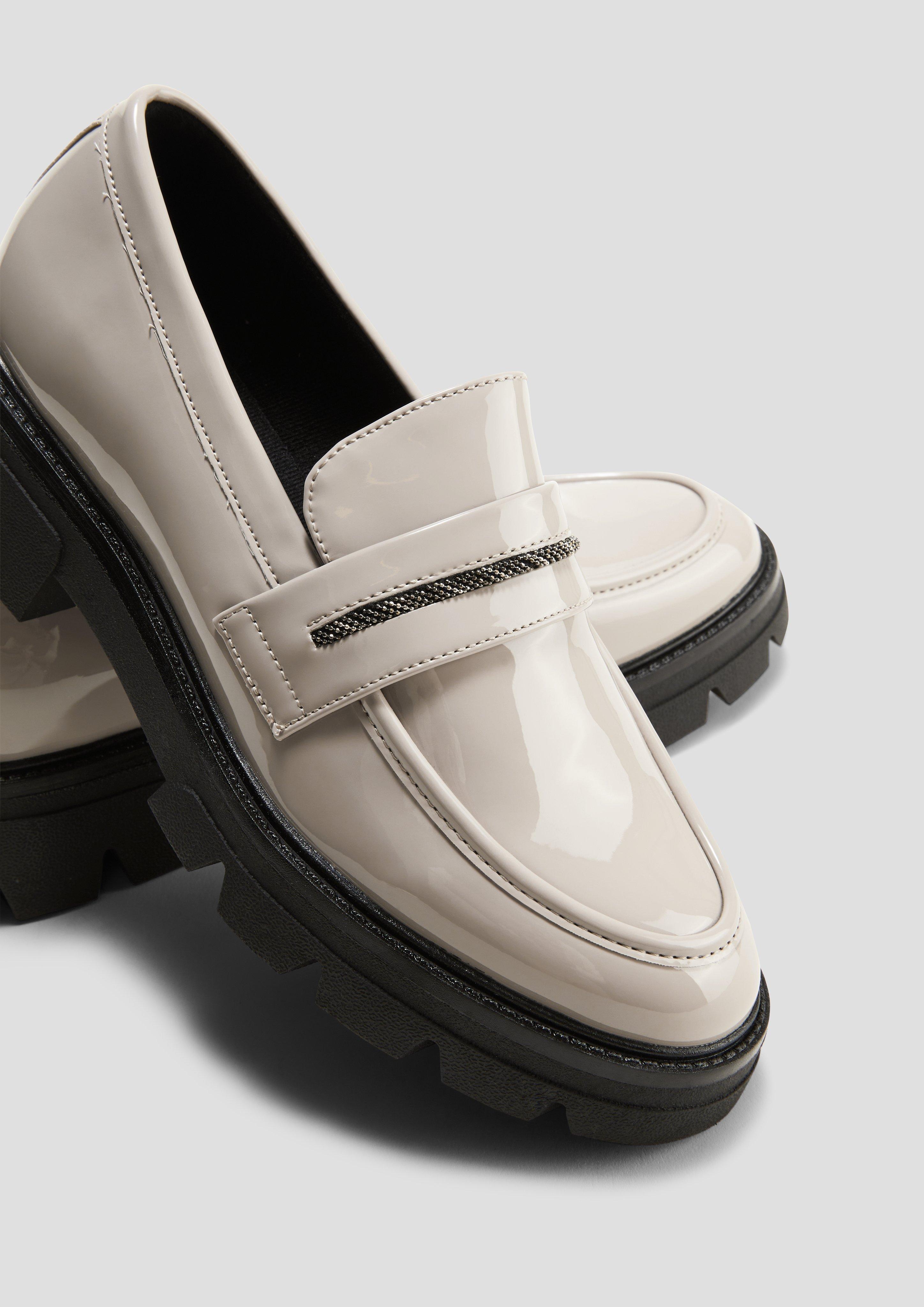 Slipper in 344, 0A8 & 5A9